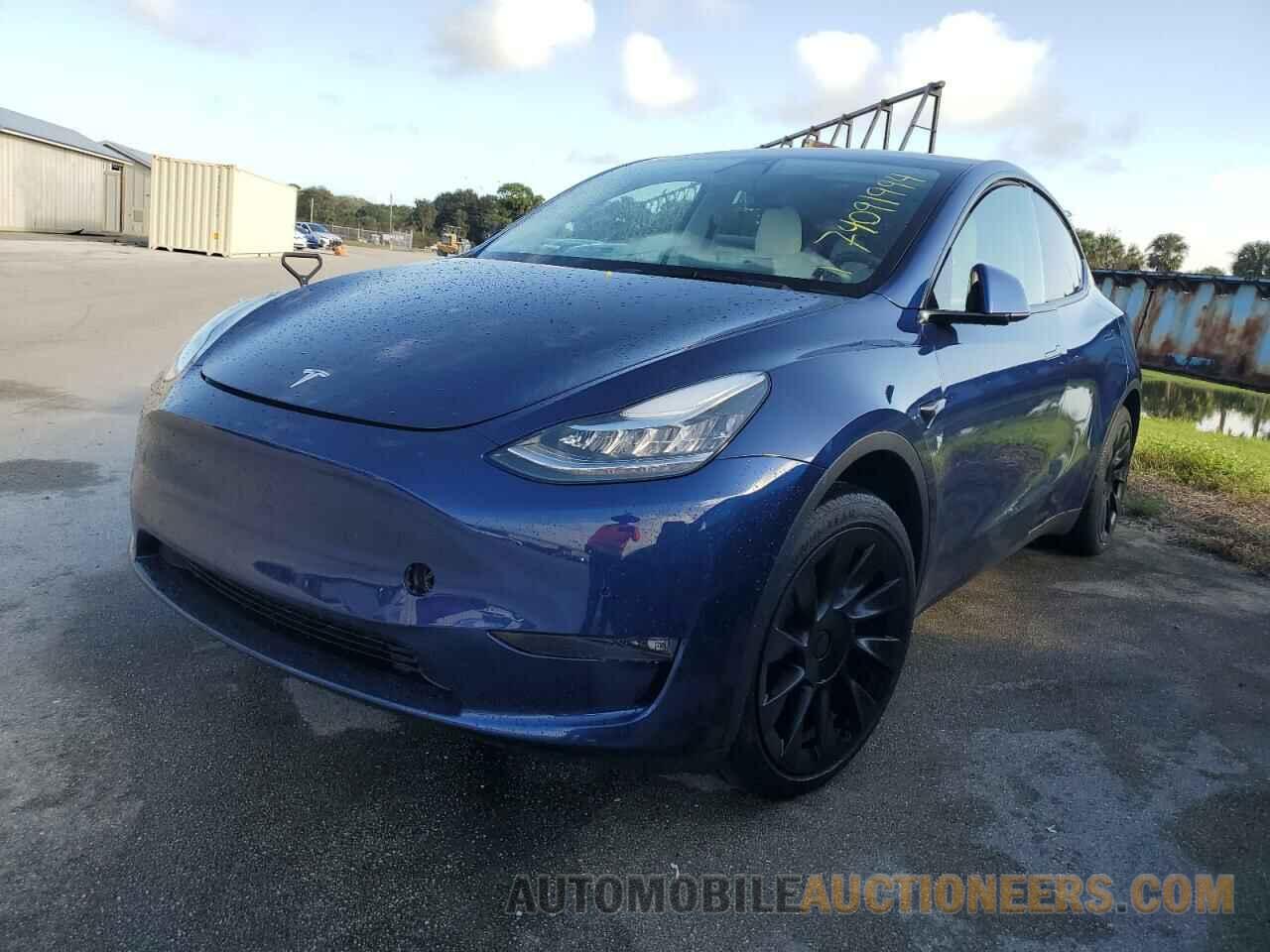 7SAYGDEEXNF310825 TESLA MODEL Y 2022