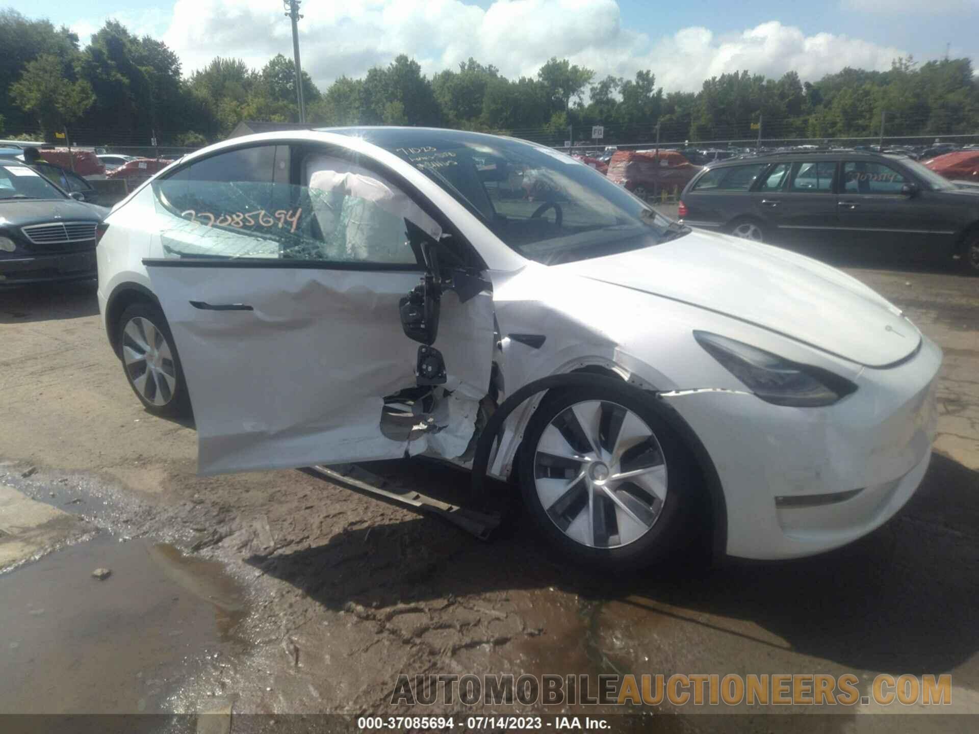 7SAYGDEEXNF311165 TESLA MODEL Y 2022