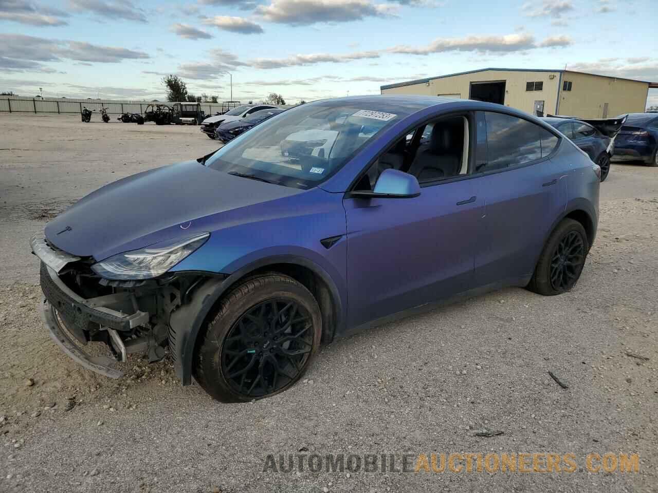 7SAYGDEEXNF330010 TESLA MODEL Y 2022