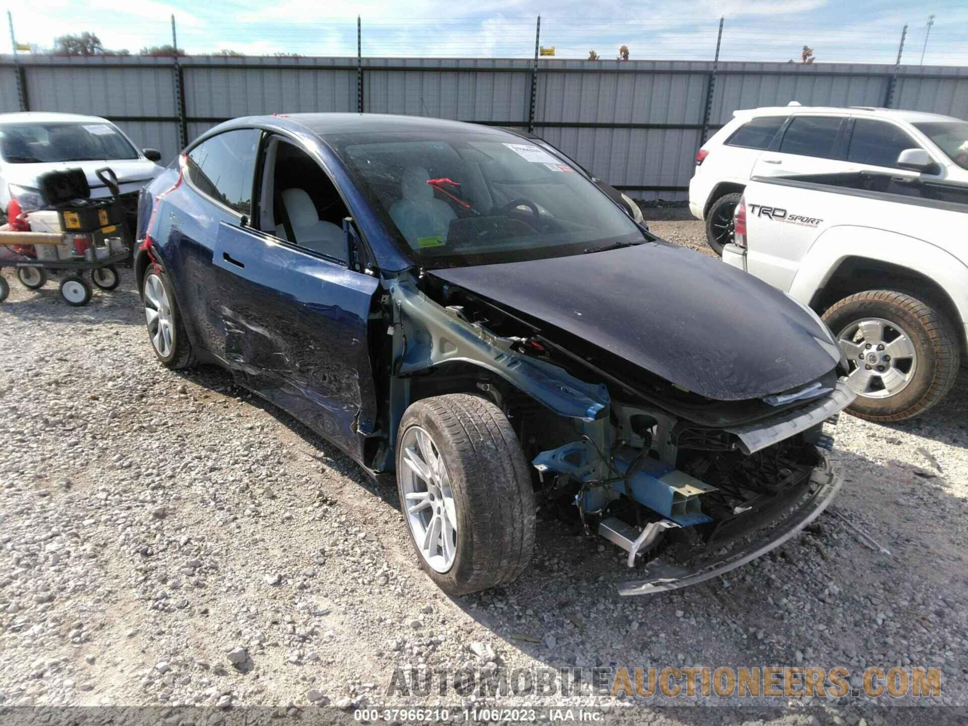 7SAYGDEEXNF420113 TESLA MODEL Y 2022