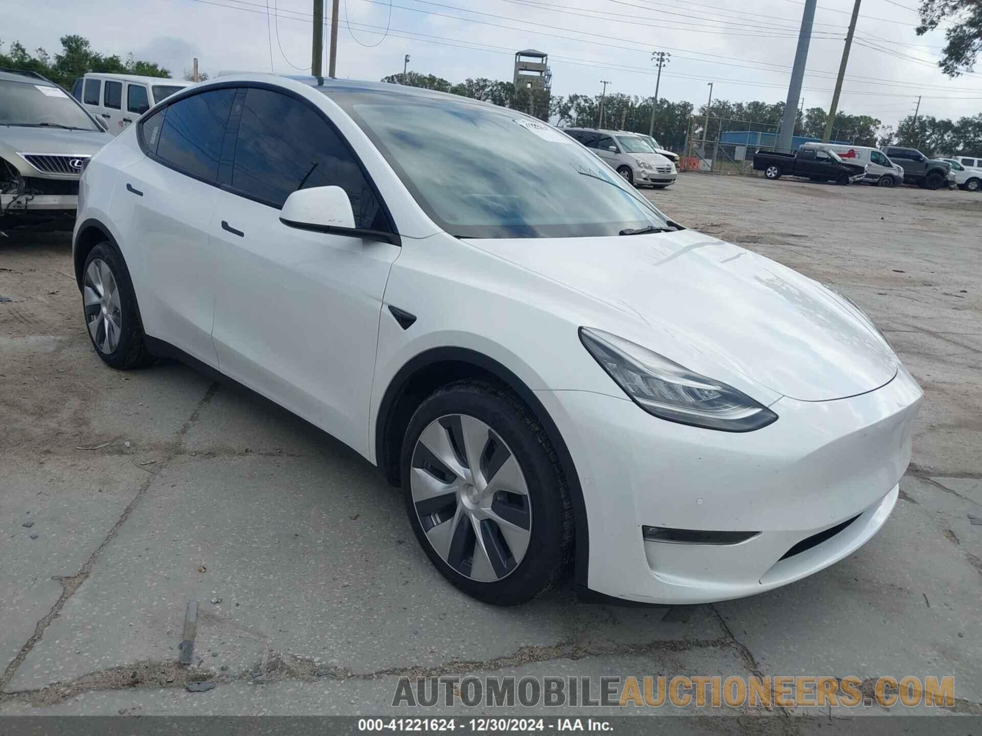 7SAYGDEEXNF442760 TESLA MODEL Y 2022