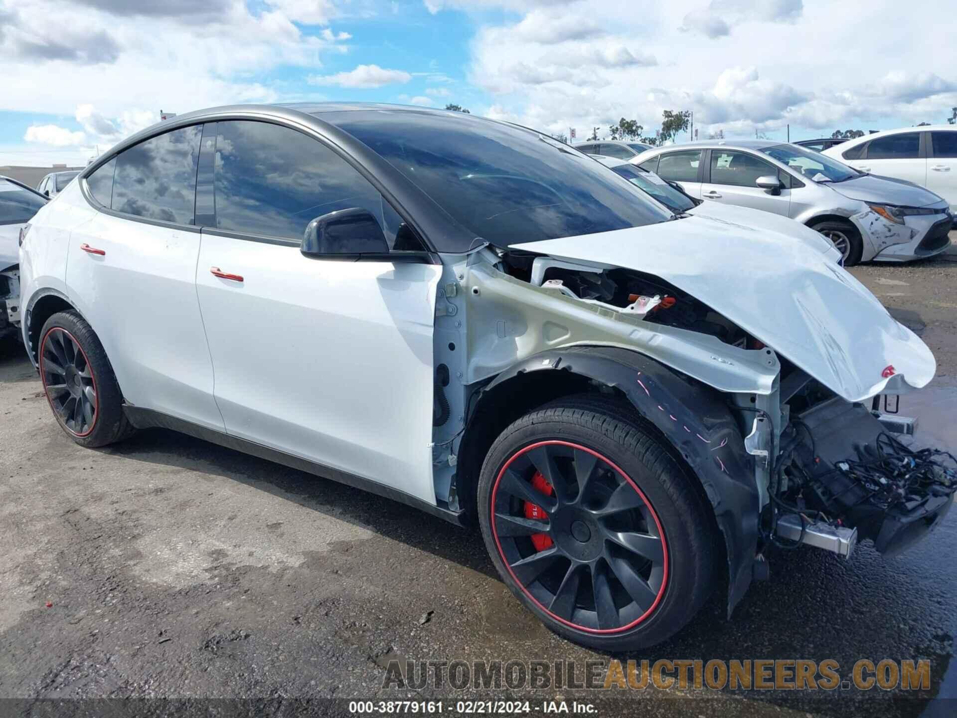 7SAYGDEEXPA105666 TESLA MODEL Y 2023