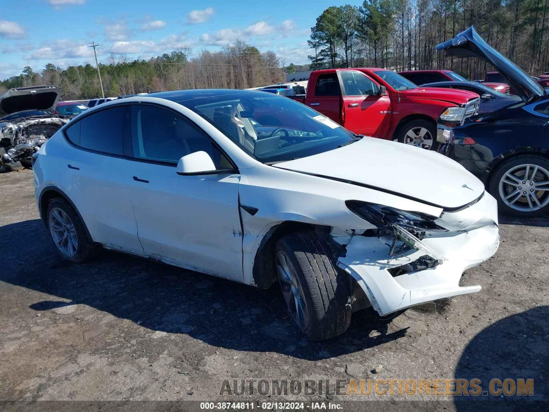 7SAYGDEEXPF664511 TESLA MODEL Y 2023