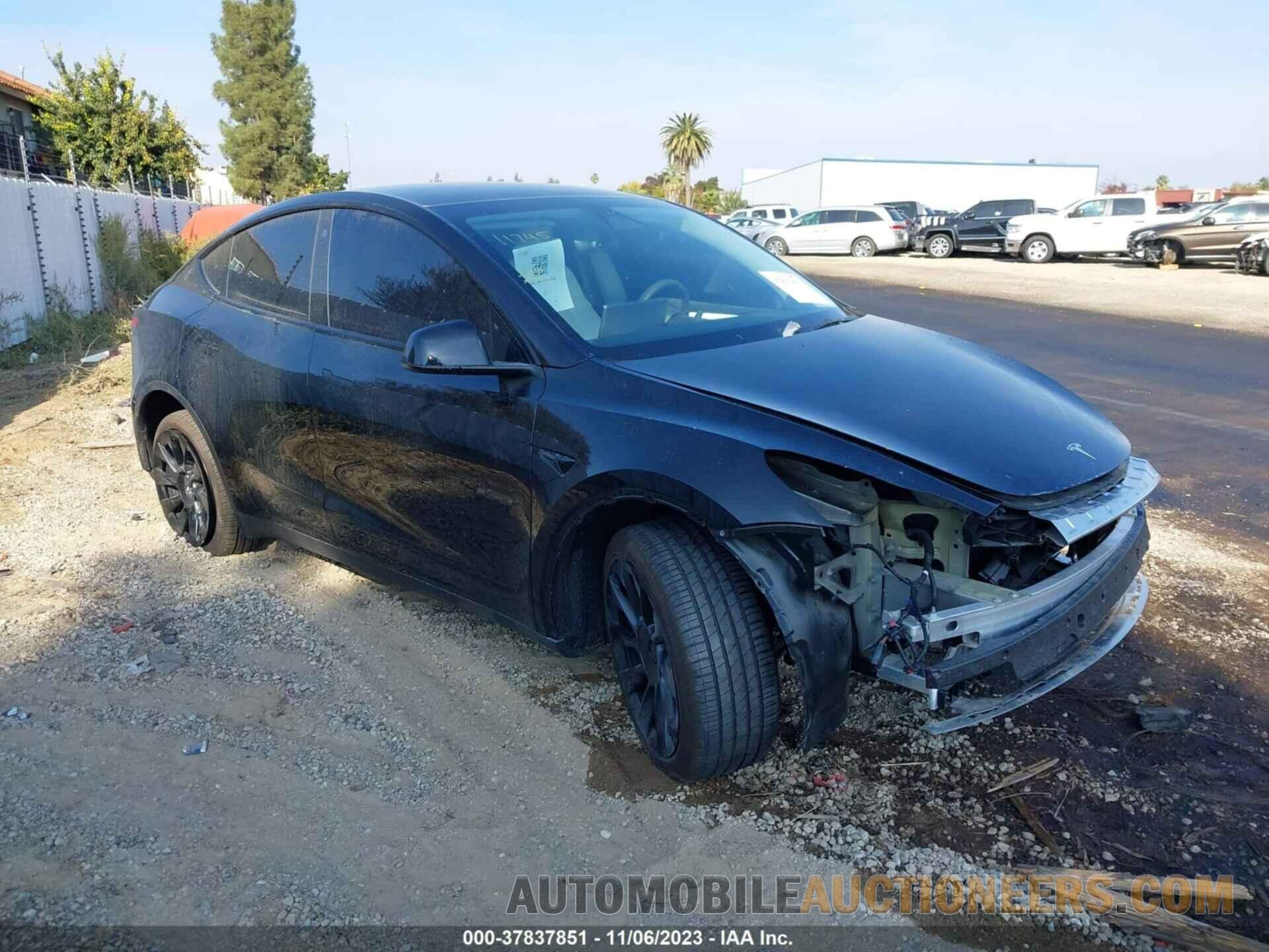 7SAYGDEEXPF709124 TESLA MODEL Y 2023