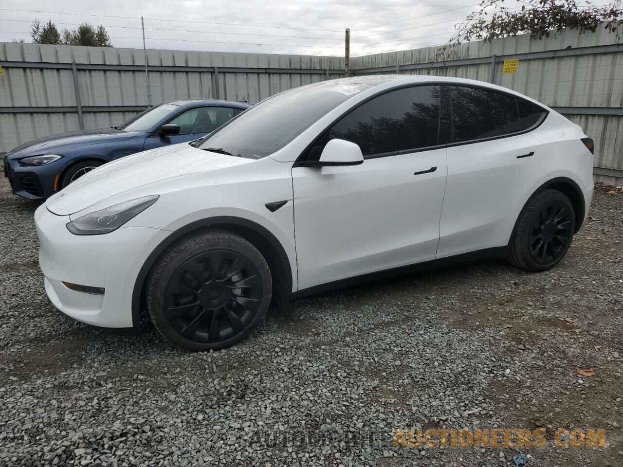 7SAYGDEEXPF807215 TESLA MODEL Y 2023