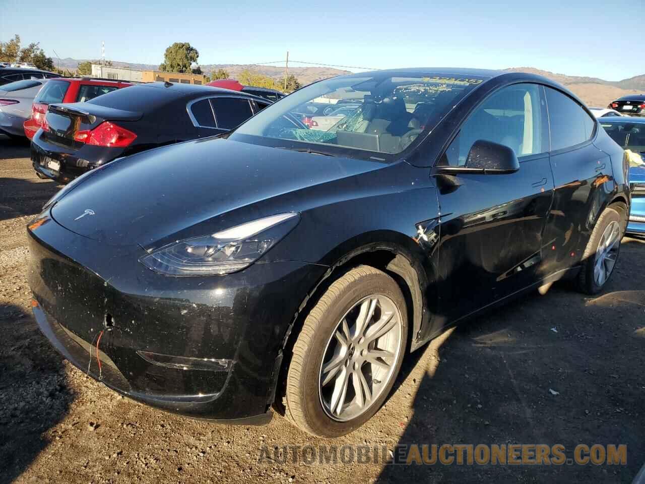 7SAYGDEEXPF828713 TESLA MODEL Y 2023