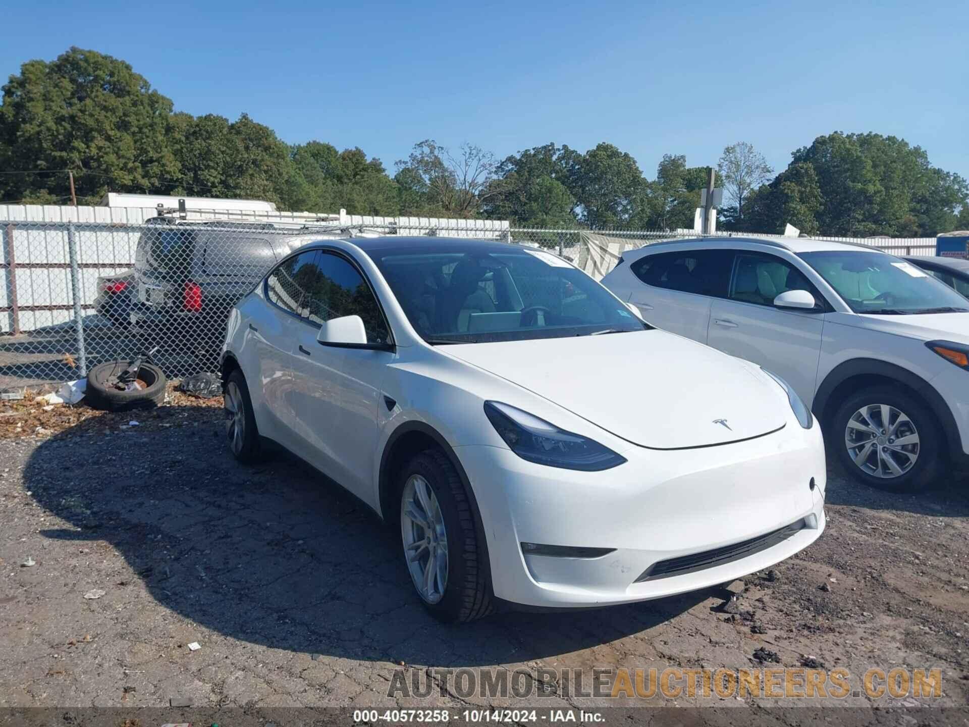 7SAYGDEEXPF838111 TESLA MODEL Y 2023