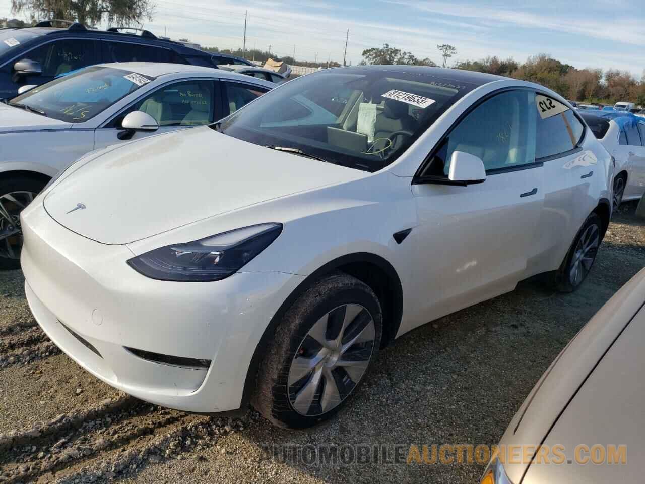 7SAYGDEEXPF883050 TESLA MODEL Y 2023