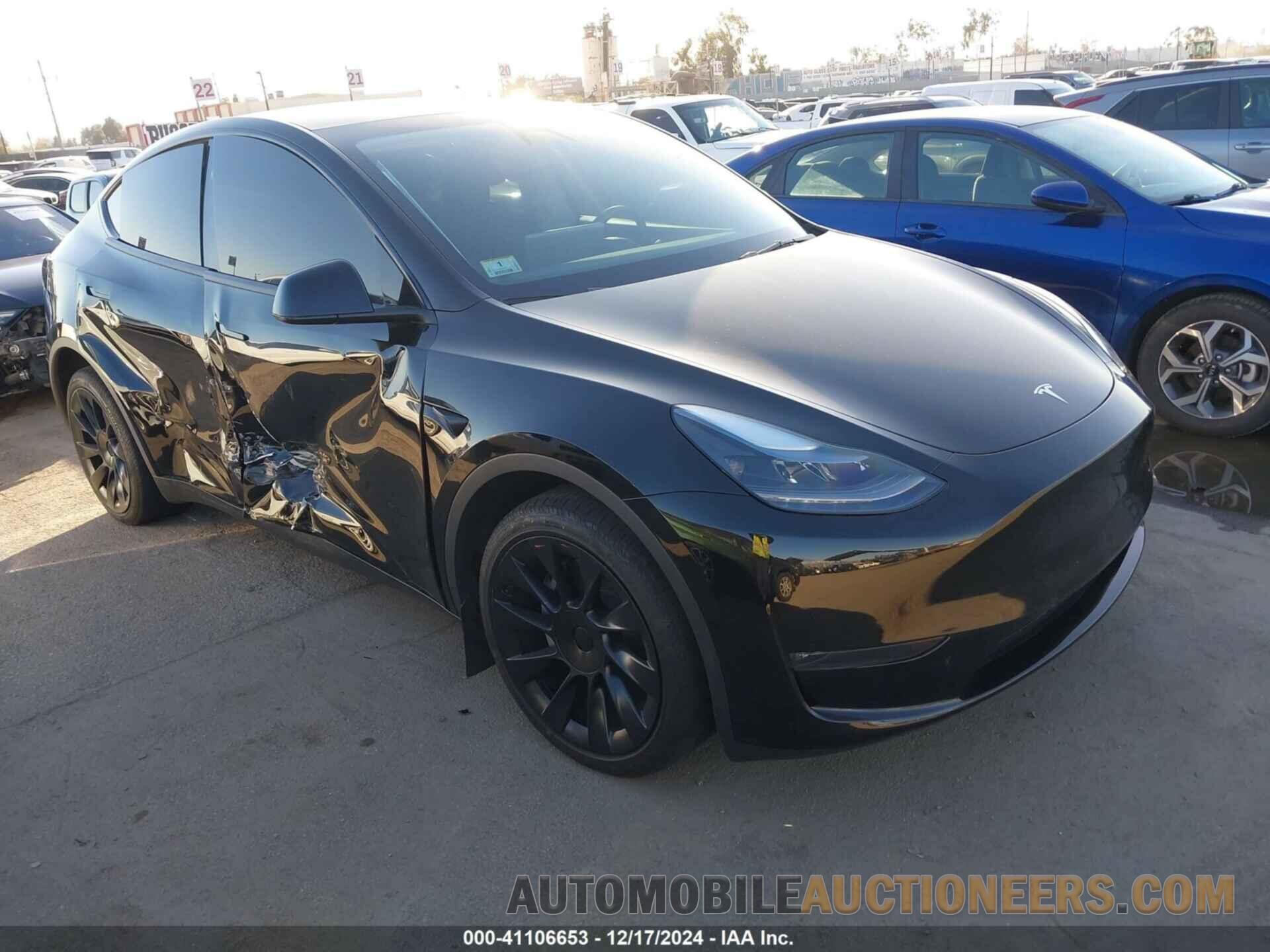 7SAYGDEEXRA216186 TESLA MODEL Y 2024