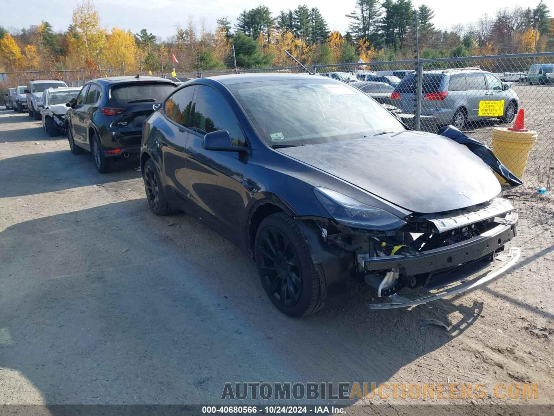 7SAYGDEEXRA222909 TESLA MODEL Y 2024