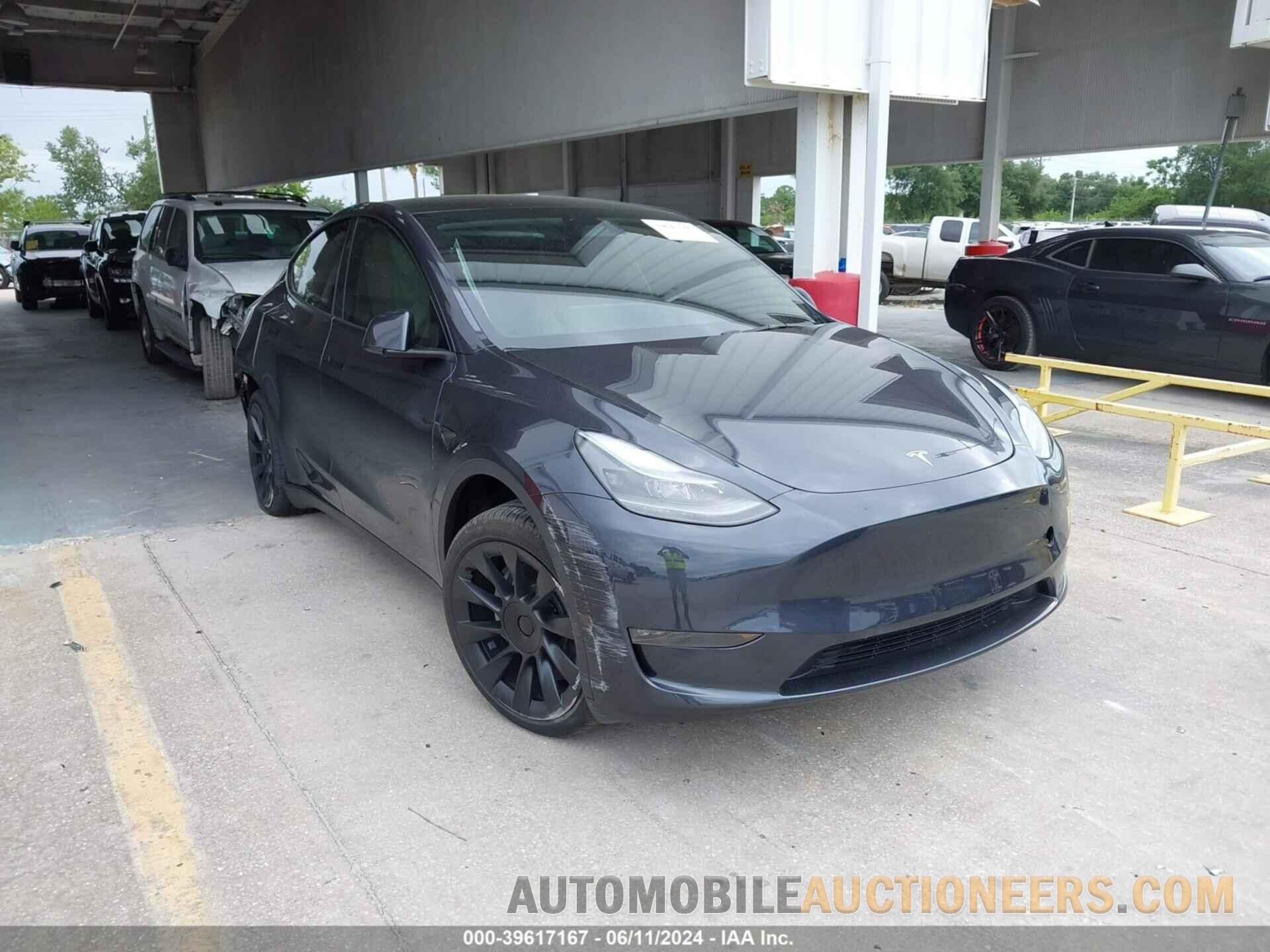 7SAYGDEEXRA265887 TESLA MODEL Y 2024