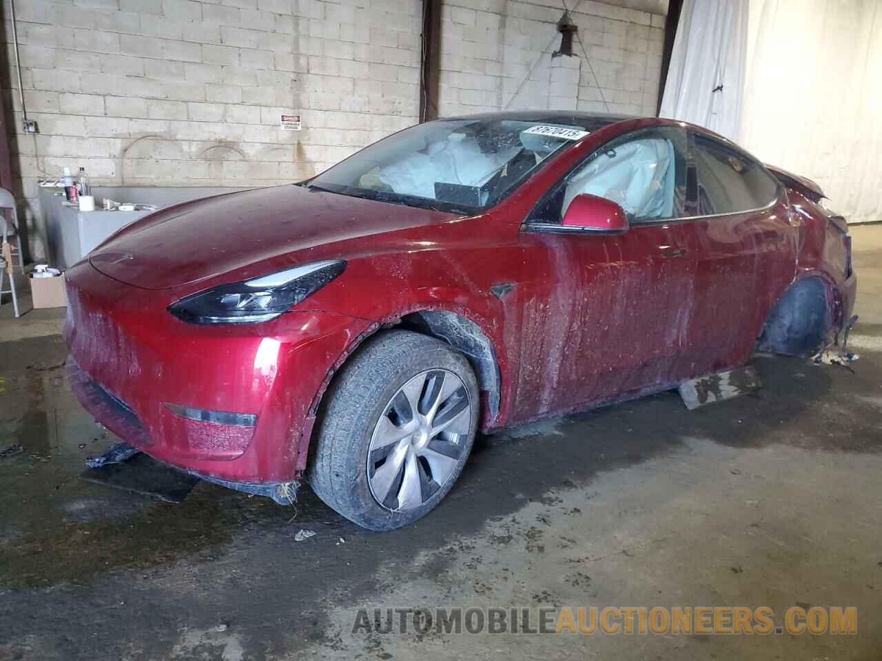 7SAYGDEEXRA284763 TESLA MODEL Y 2024