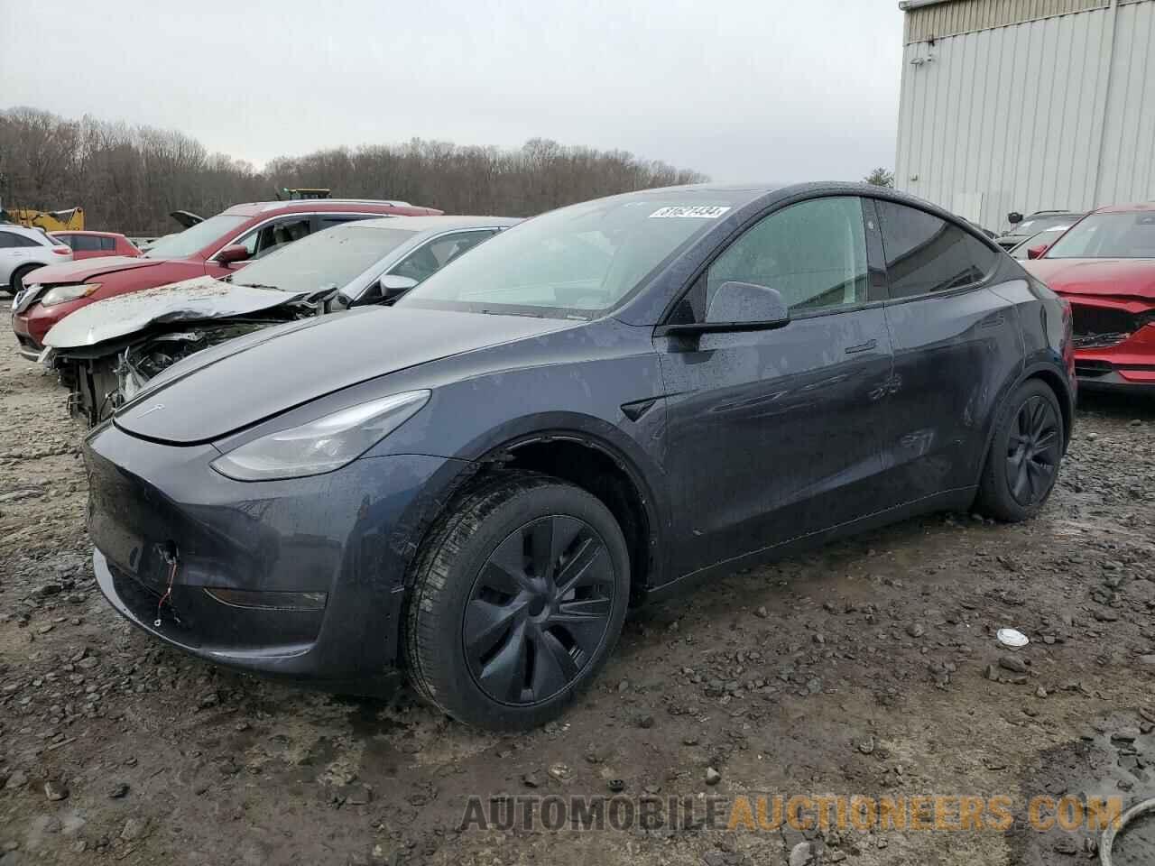 7SAYGDEEXRA295679 TESLA MODEL Y 2024