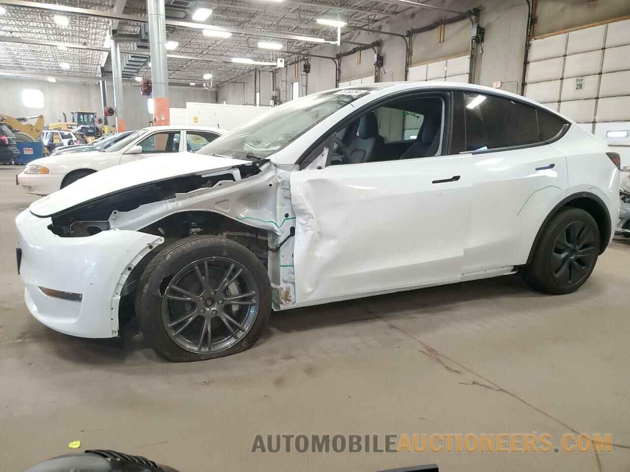 7SAYGDEEXRF154565 TESLA MODEL Y 2024