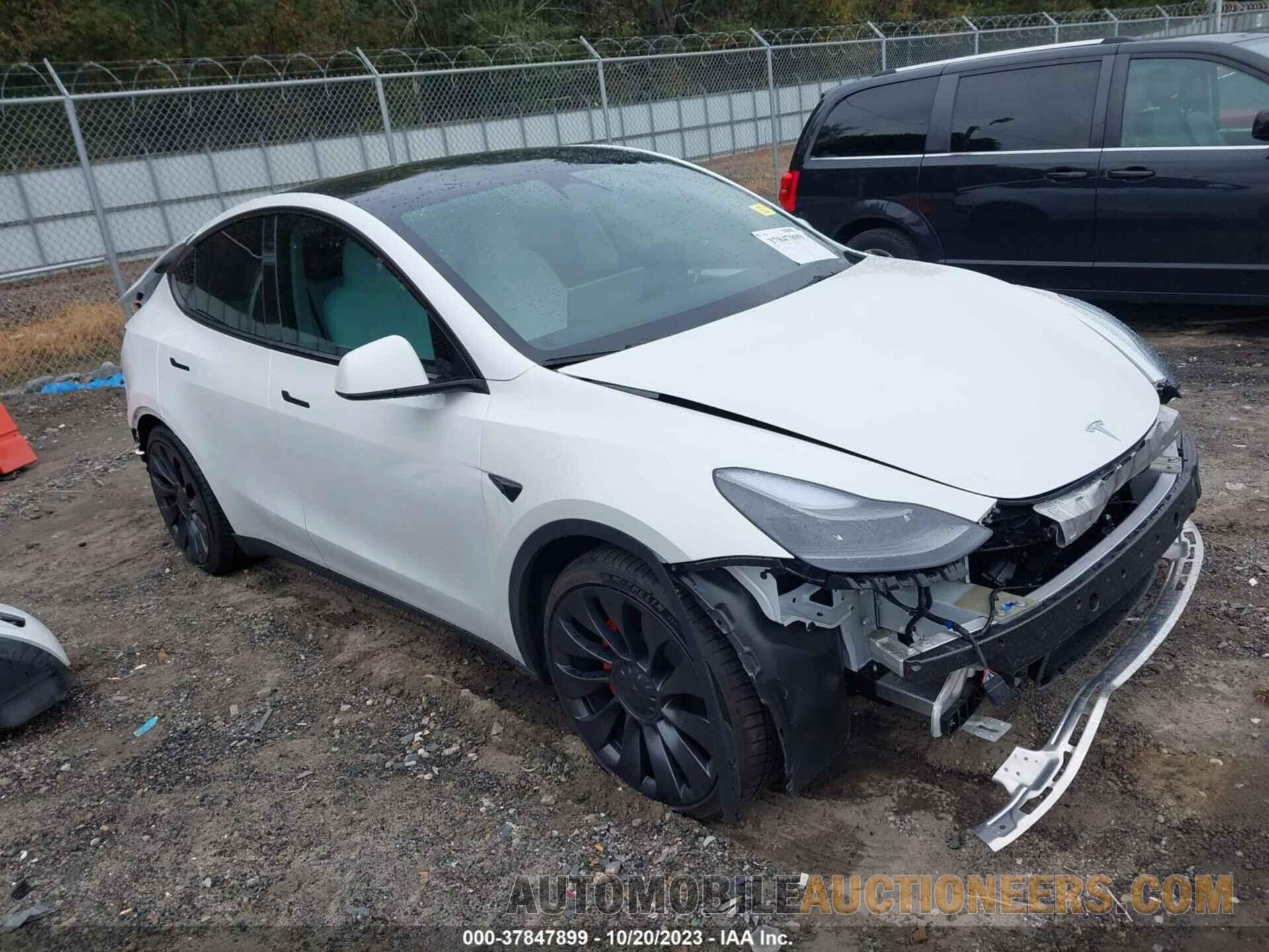 7SAYGDEF0PF705298 TESLA MODEL Y 2023