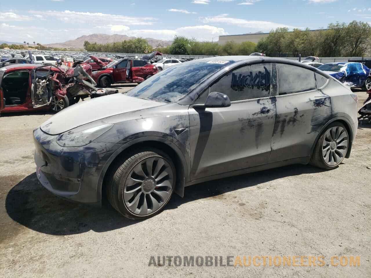 7SAYGDEF0RF022083 TESLA MODEL Y 2024