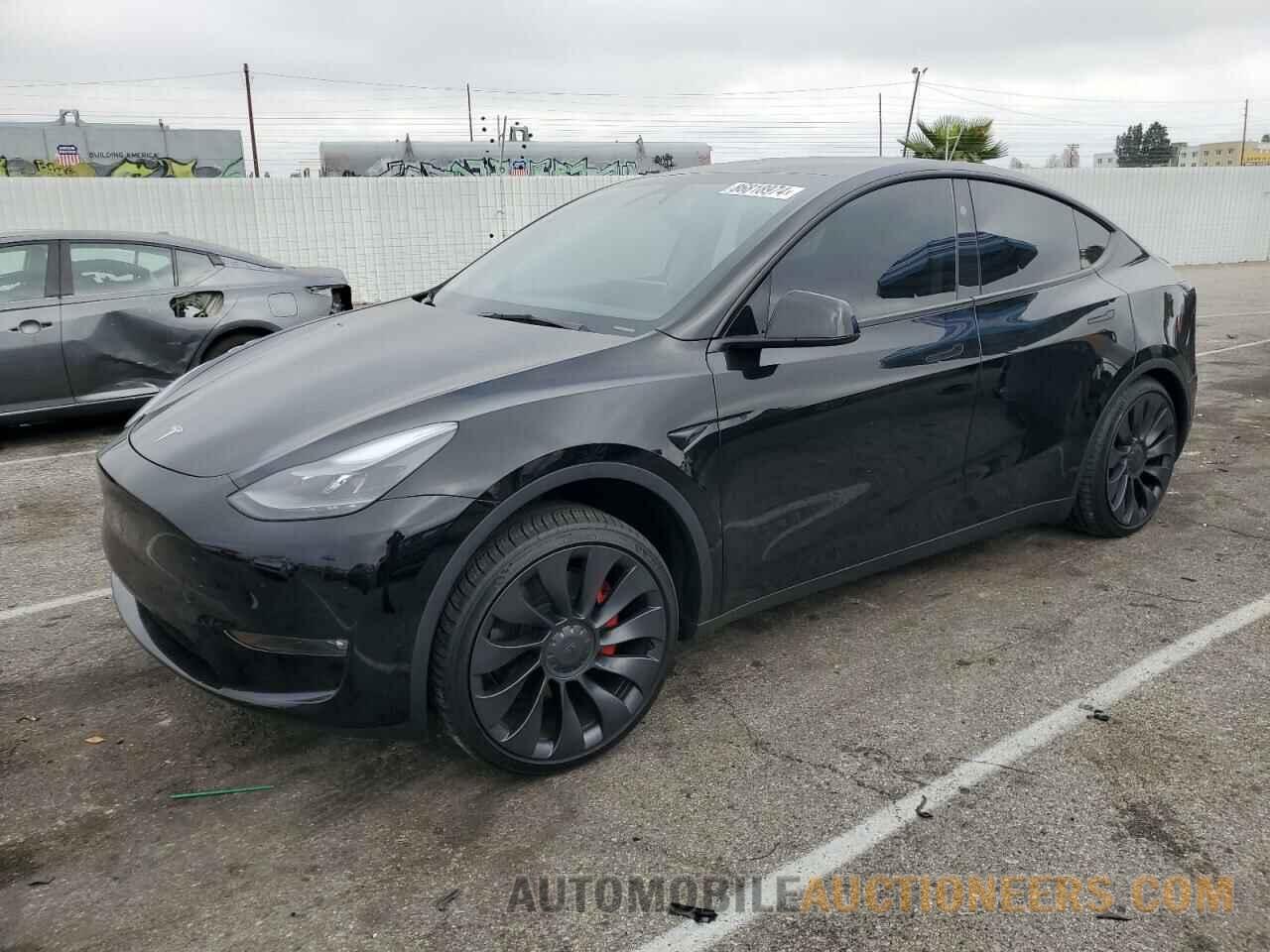 7SAYGDEF0RF057092 TESLA MODEL Y 2024