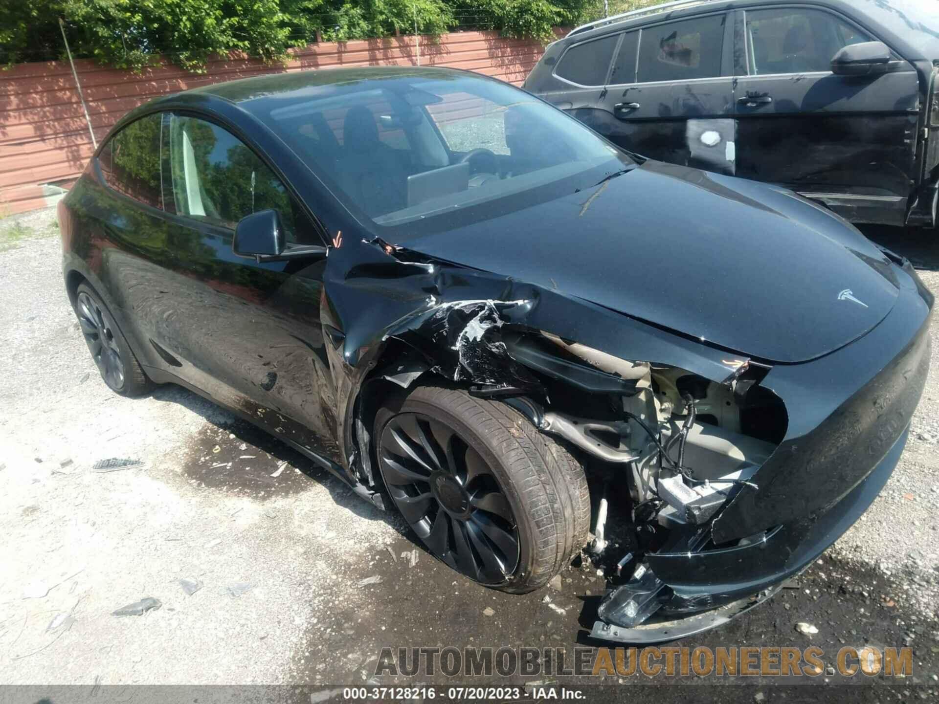 7SAYGDEF1PF665877 TESLA MODEL Y 2023