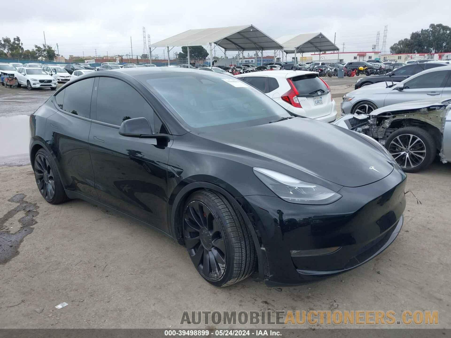 7SAYGDEF1PF800646 TESLA MODEL Y 2023