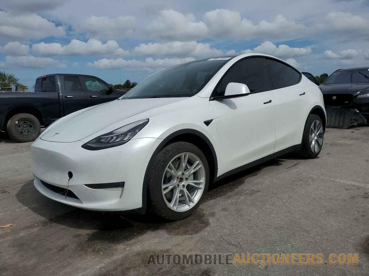 7SAYGDEF2PA049599 TESLA MODEL Y 2023