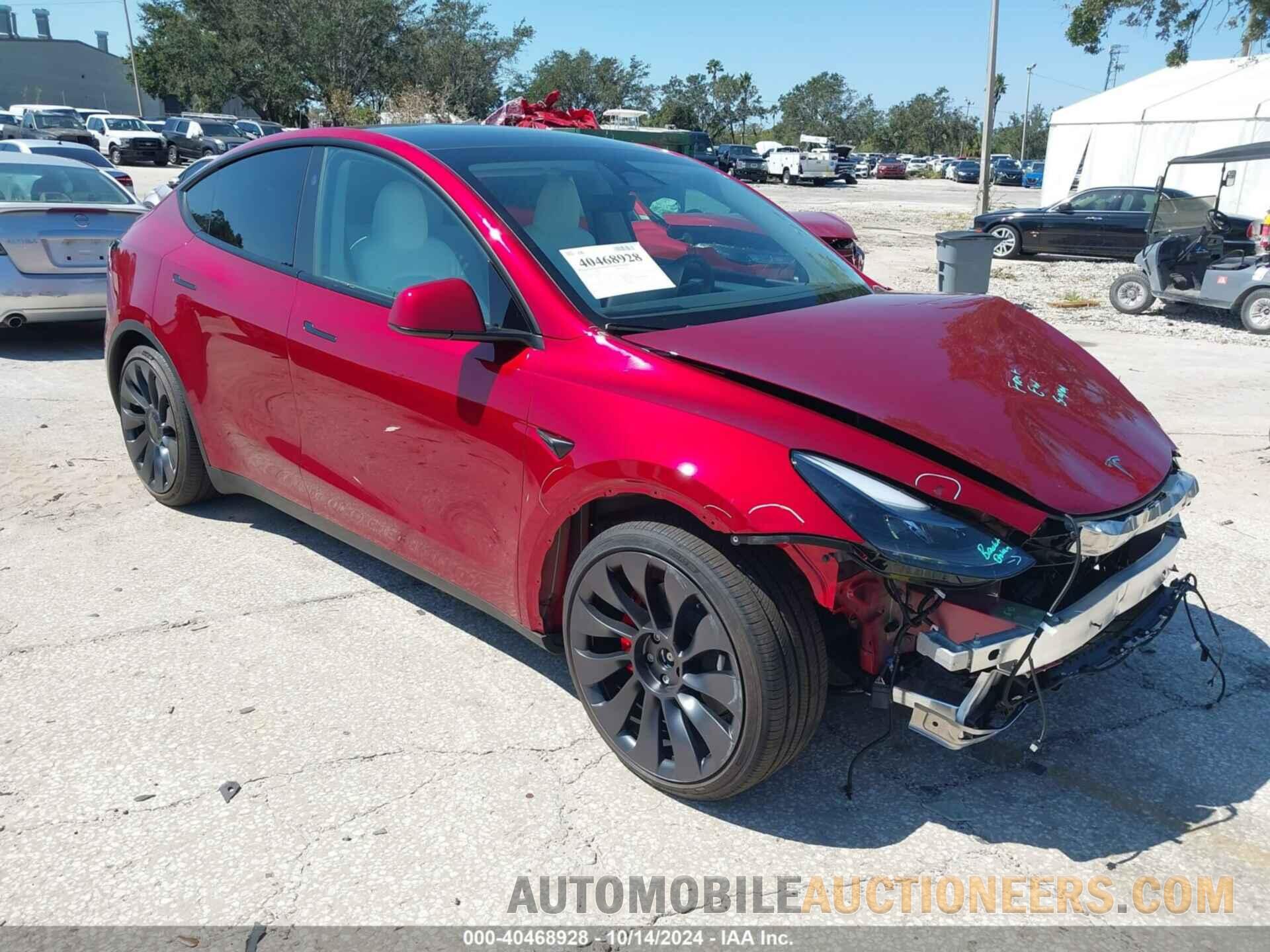 7SAYGDEF2RF063914 TESLA MODEL Y 2024