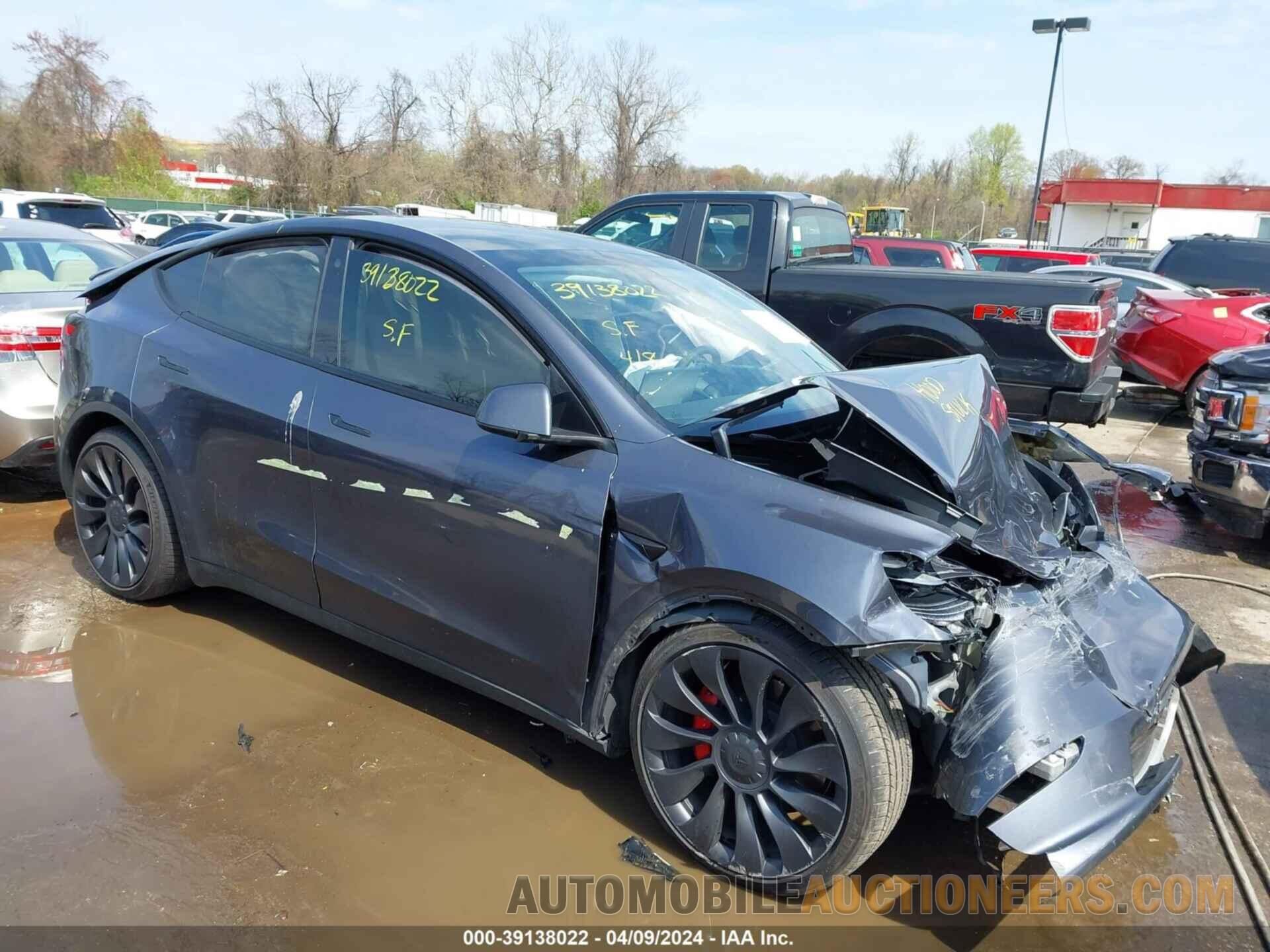 7SAYGDEF3PF780111 TESLA MODEL Y 2023