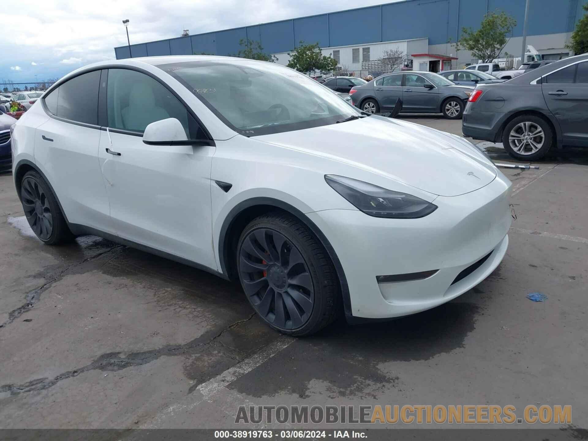 7SAYGDEF3PF889670 TESLA MODEL Y 2023