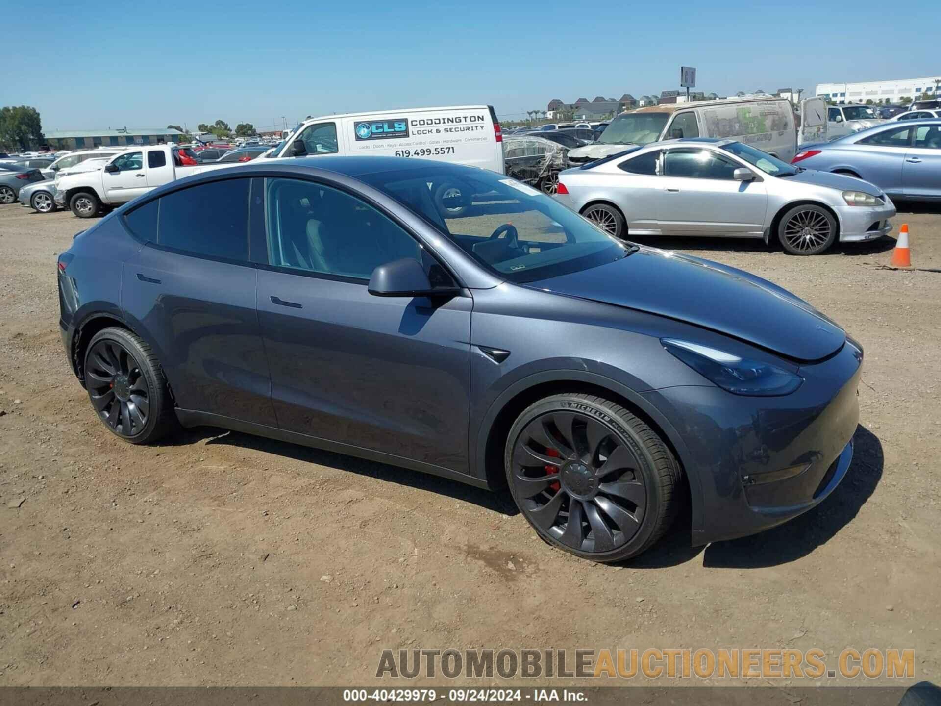 7SAYGDEF3PF935594 TESLA MODEL Y 2023