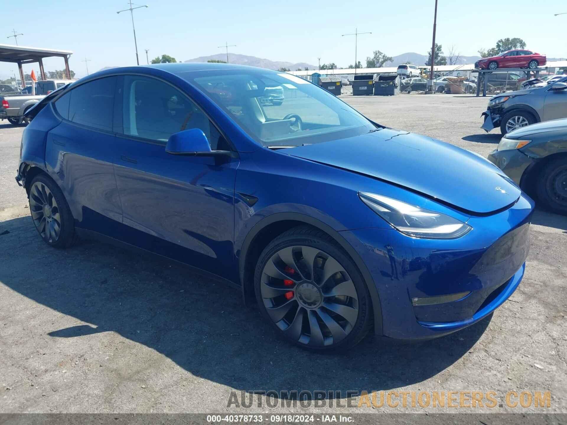 7SAYGDEF3RF059368 TESLA MODEL Y 2024