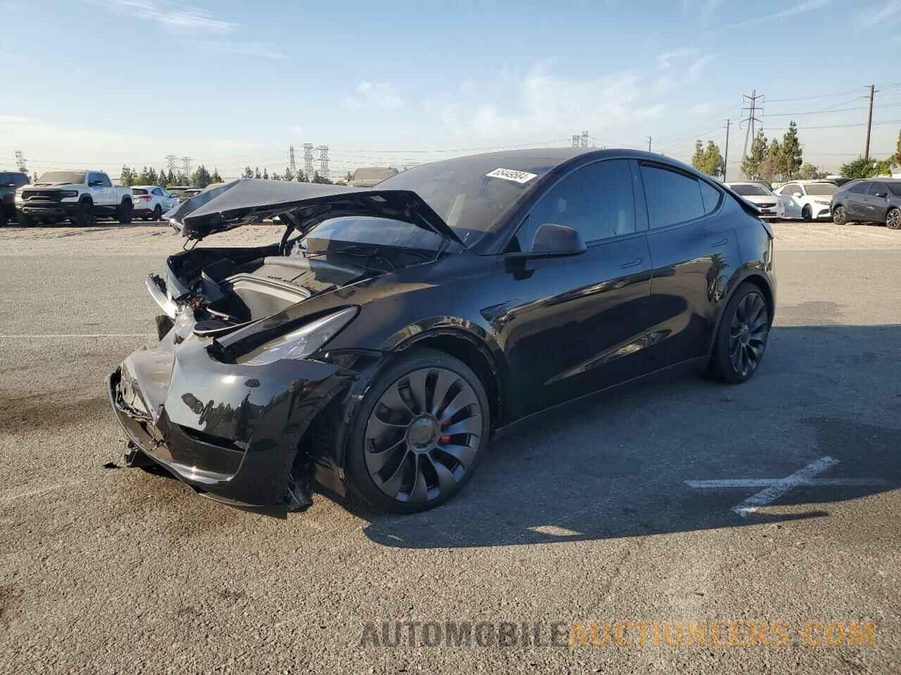 7SAYGDEF3RF080043 TESLA MODEL Y 2024