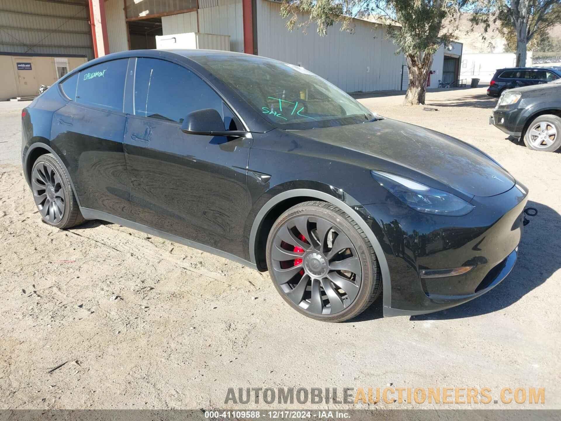 7SAYGDEF4PF880220 TESLA MODEL Y 2023