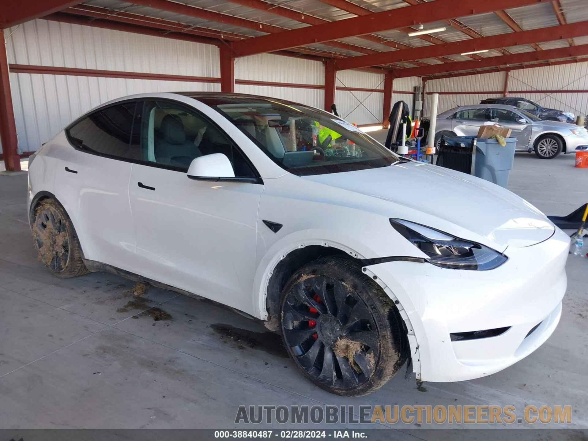 7SAYGDEF4PF880816 TESLA MODEL Y 2023