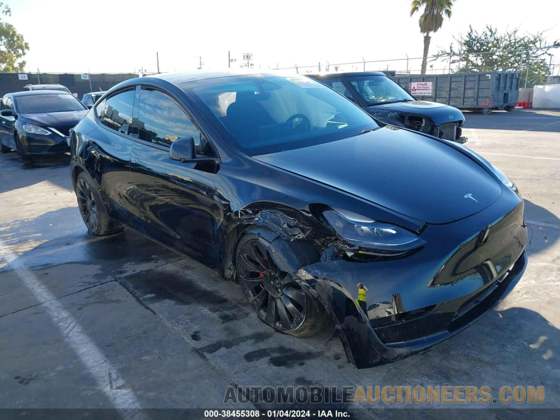 7SAYGDEF5PF698820 TESLA MODEL Y 2023