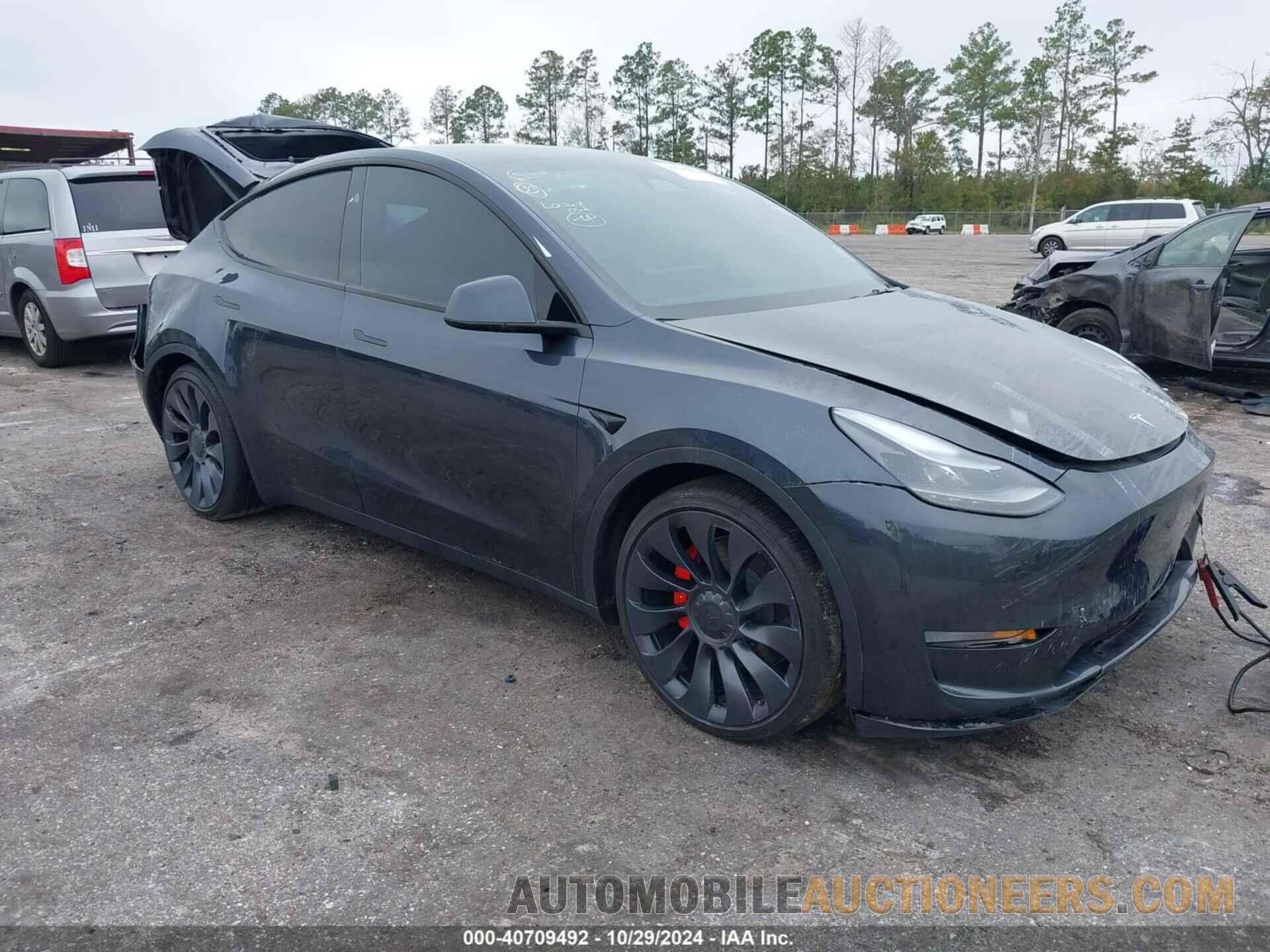 7SAYGDEF5RA288177 TESLA MODEL Y 2024