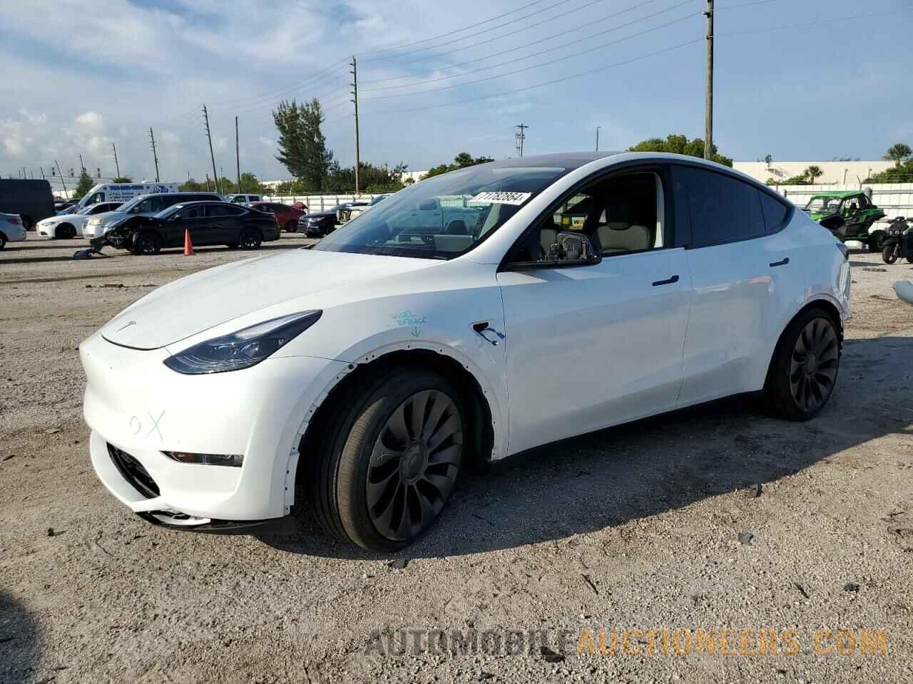 7SAYGDEF5RA294156 TESLA MODEL Y 2024