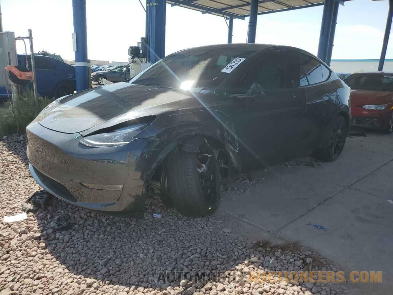 7SAYGDEF5RF024069 TESLA MODEL Y 2024