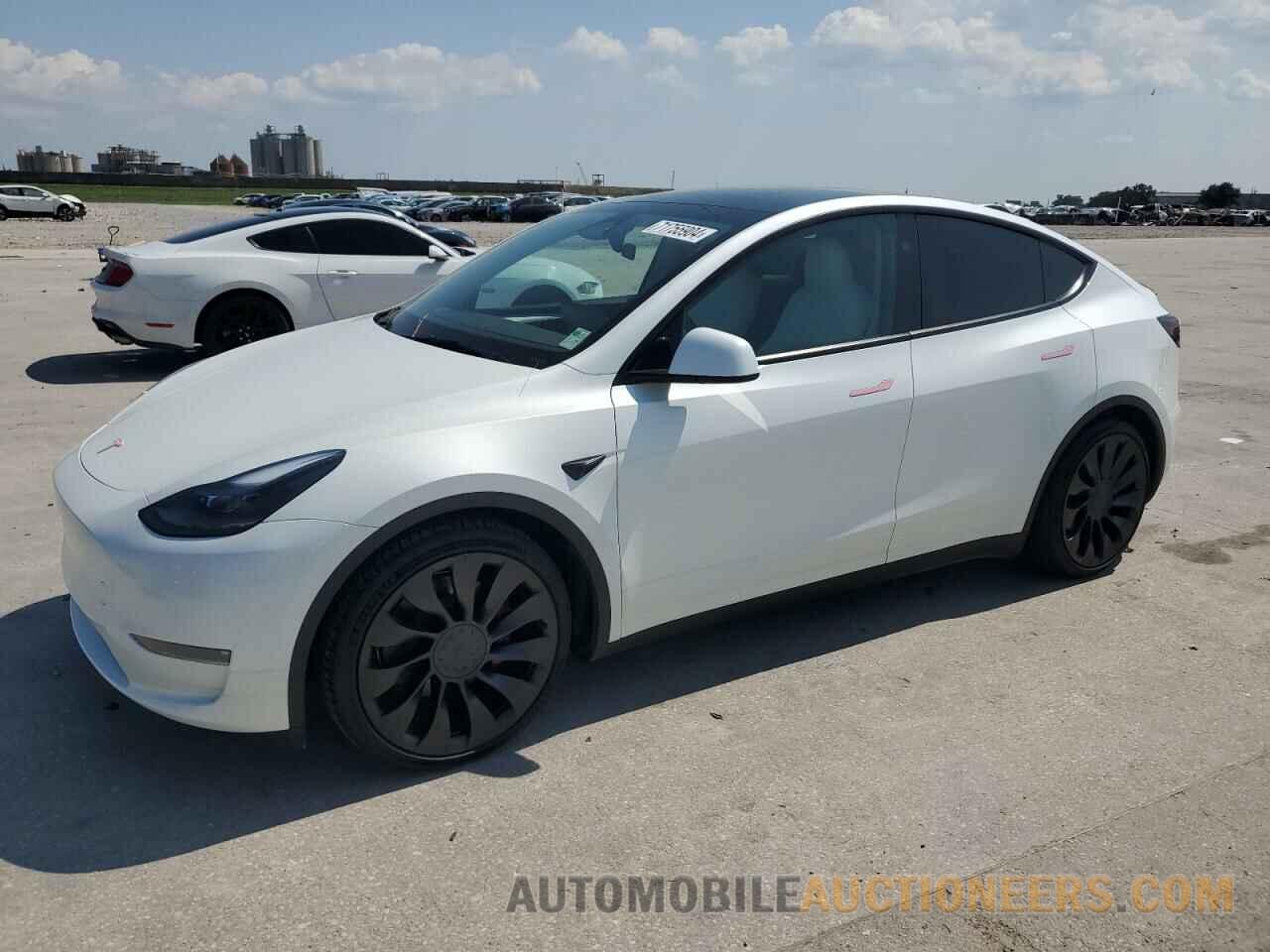 7SAYGDEF5RF046511 TESLA MODEL Y 2024