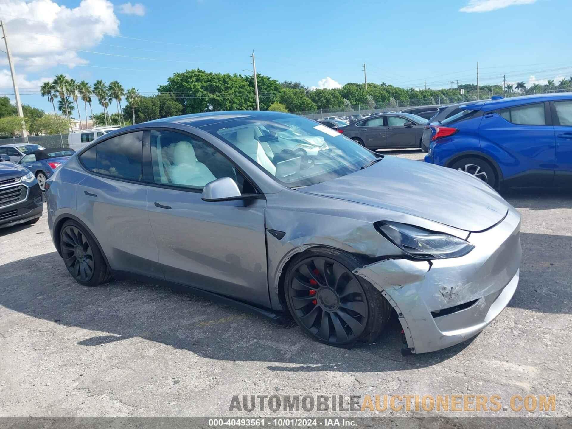 7SAYGDEF6RA293470 TESLA MODEL Y 2024