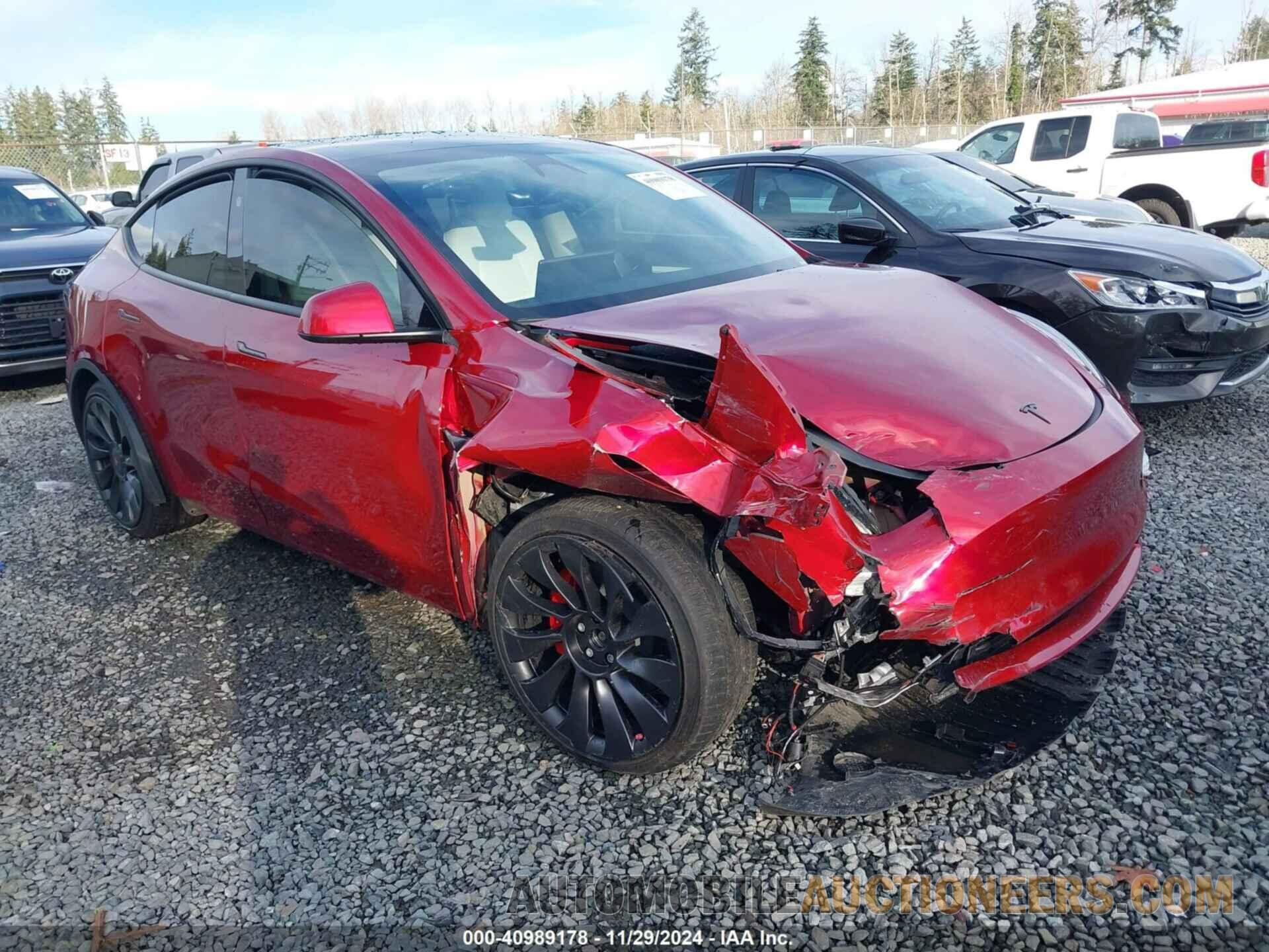 7SAYGDEF6RF023626 TESLA MODEL Y 2024