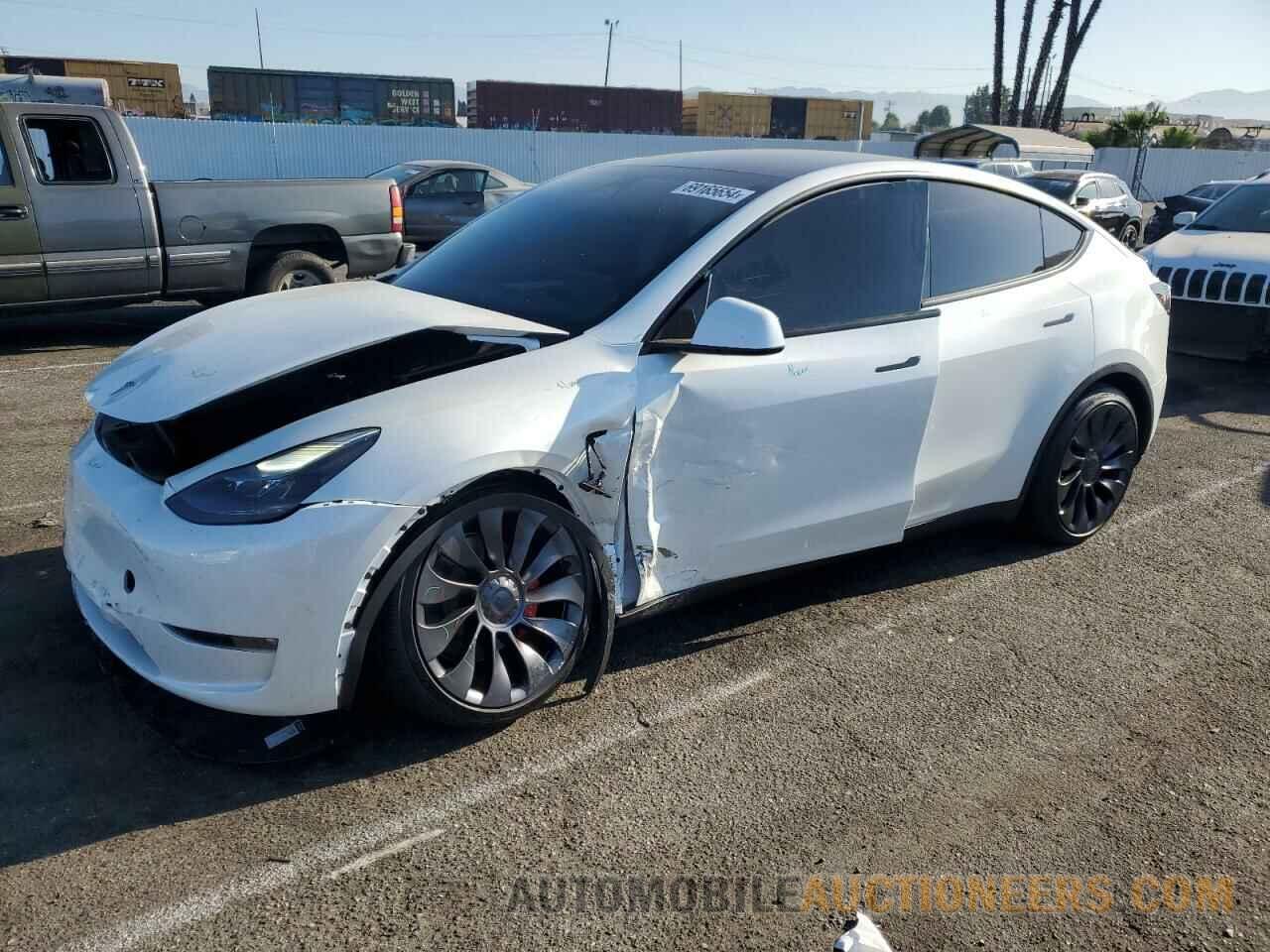 7SAYGDEF6RF133012 TESLA MODEL Y 2024