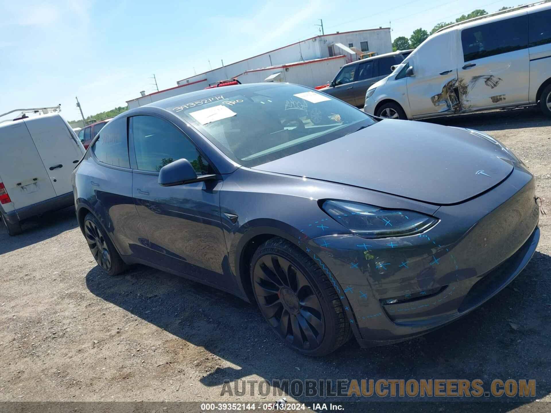 7SAYGDEF7PF801042 TESLA MODEL Y 2023