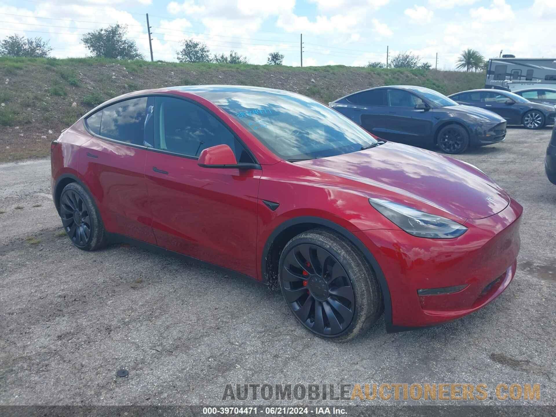 7SAYGDEF7RA282834 TESLA MODEL Y 2024