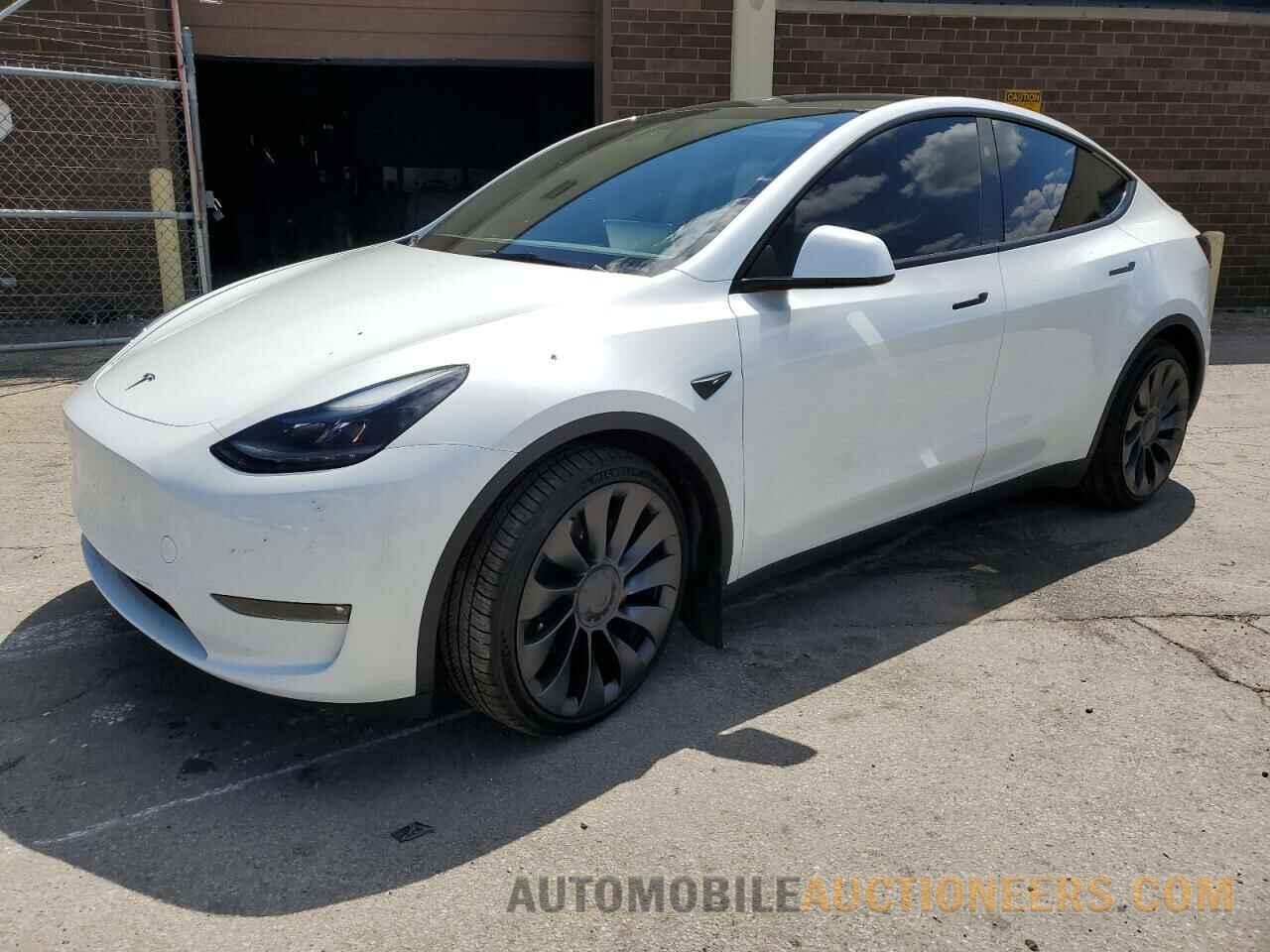 7SAYGDEF7RF046946 TESLA MODEL Y 2024