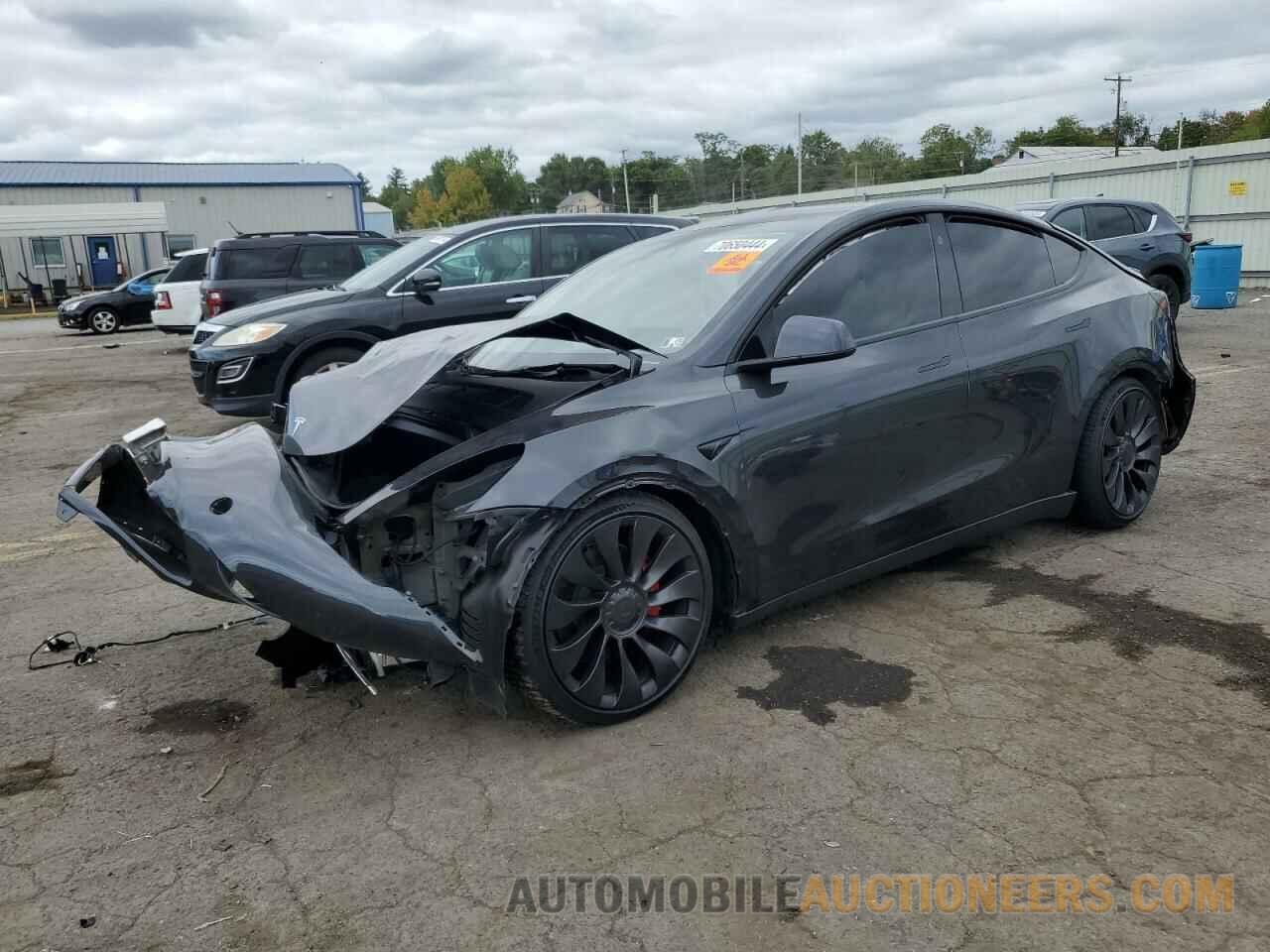 7SAYGDEF7RF049037 TESLA MODEL Y 2024