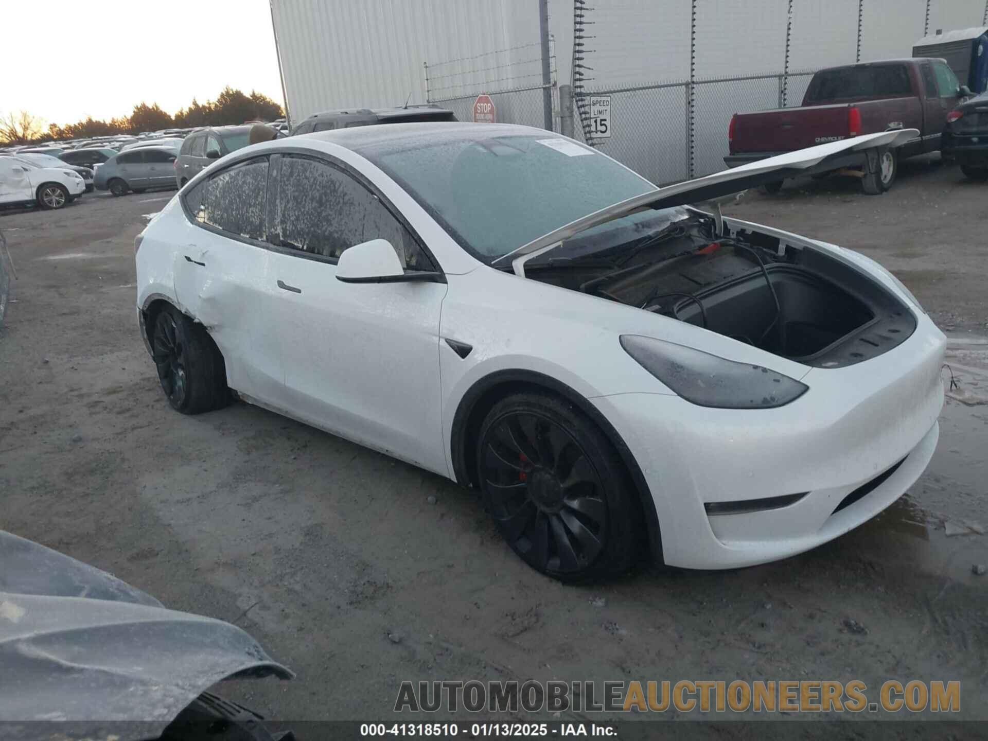 7SAYGDEF8NF550979 TESLA MODEL Y 2022