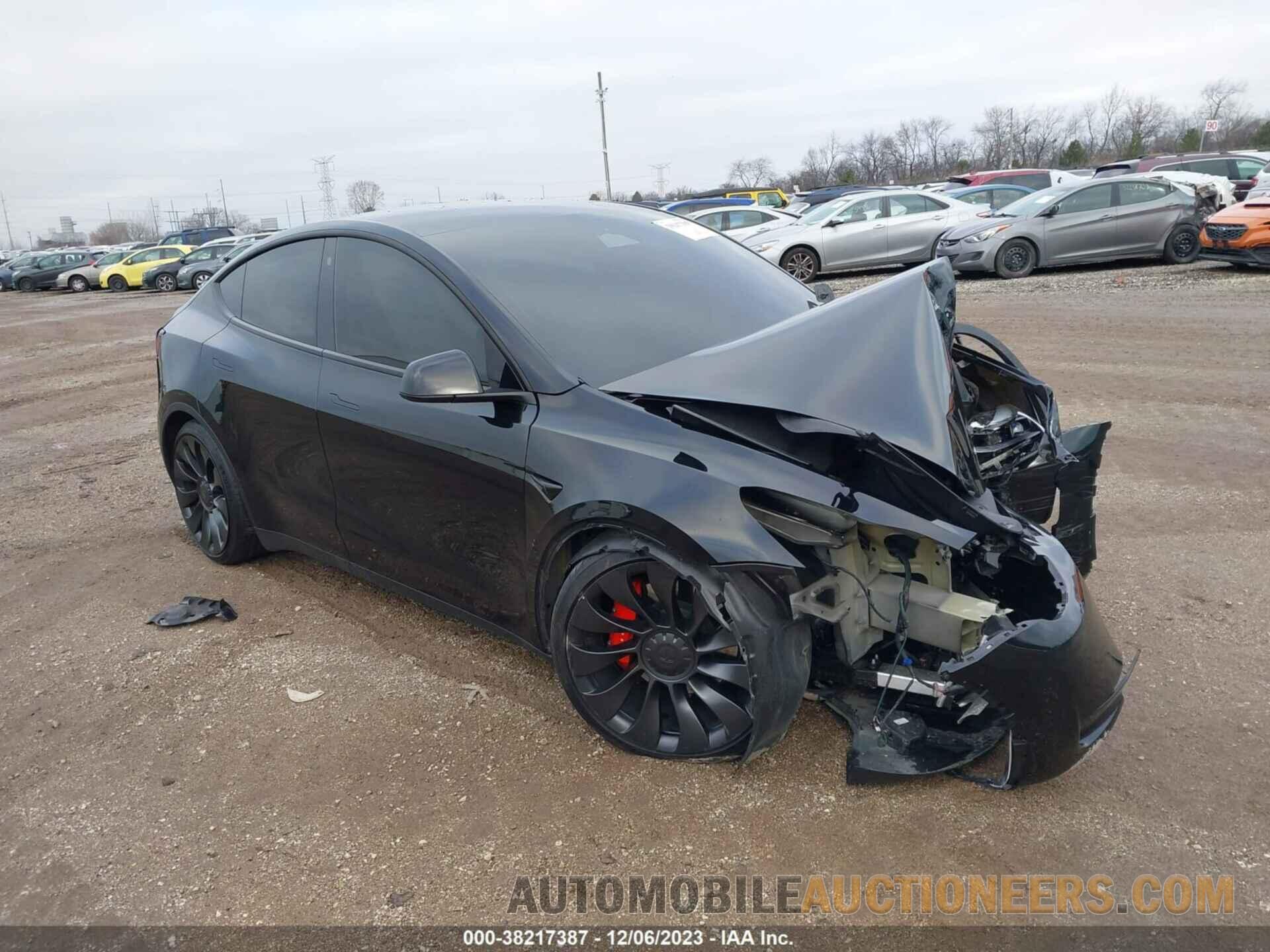 7SAYGDEF8PF750800 TESLA MODEL Y 2023