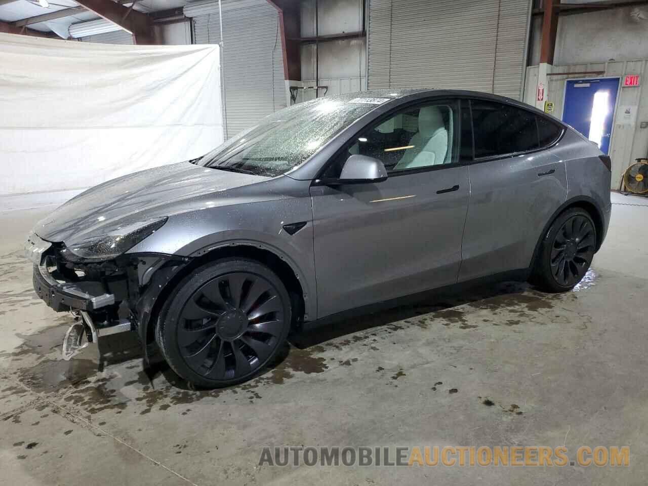 7SAYGDEF8RA323746 TESLA MODEL Y 2024