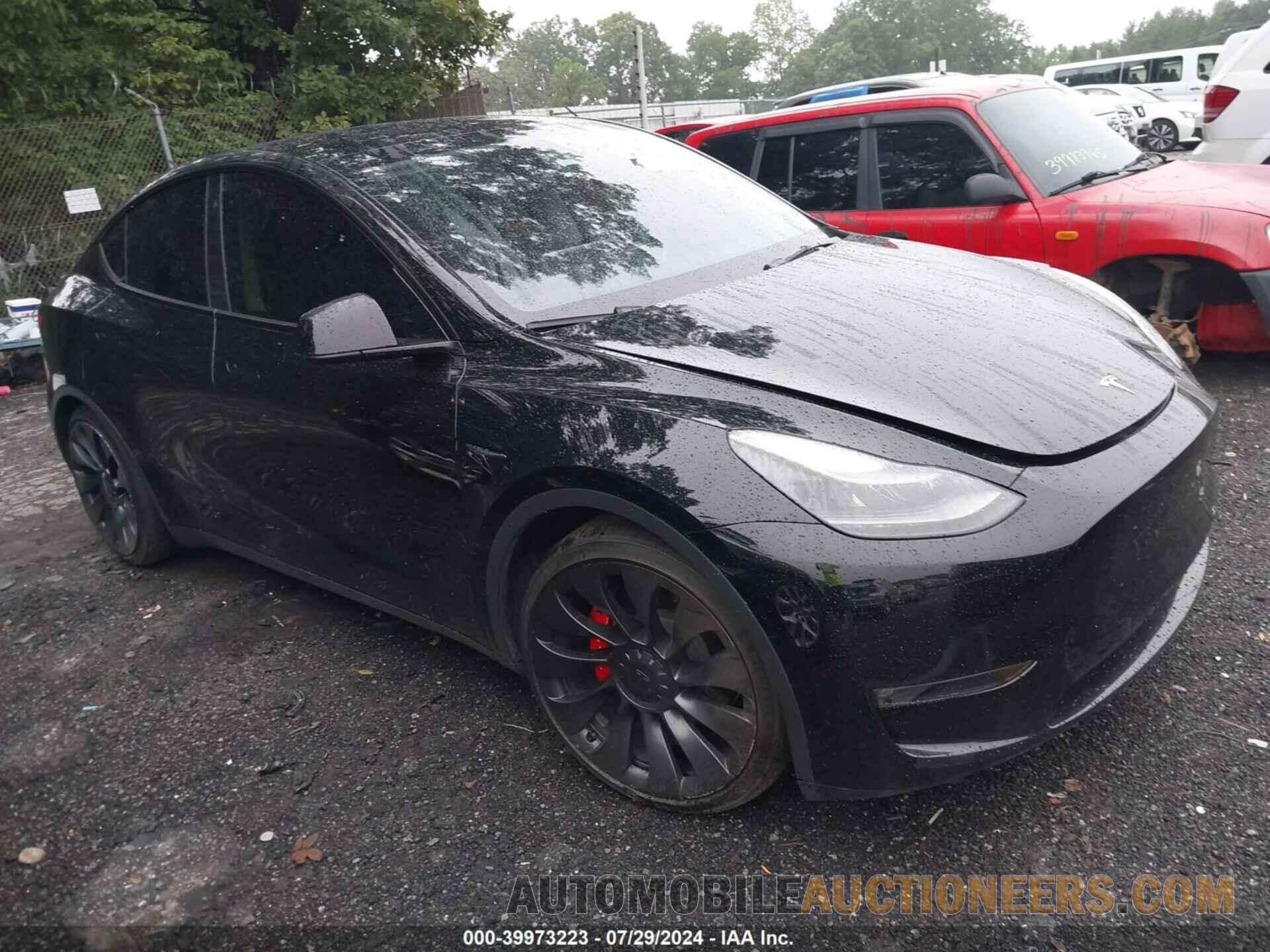 7SAYGDEF9PF706000 TESLA MODEL Y 2023