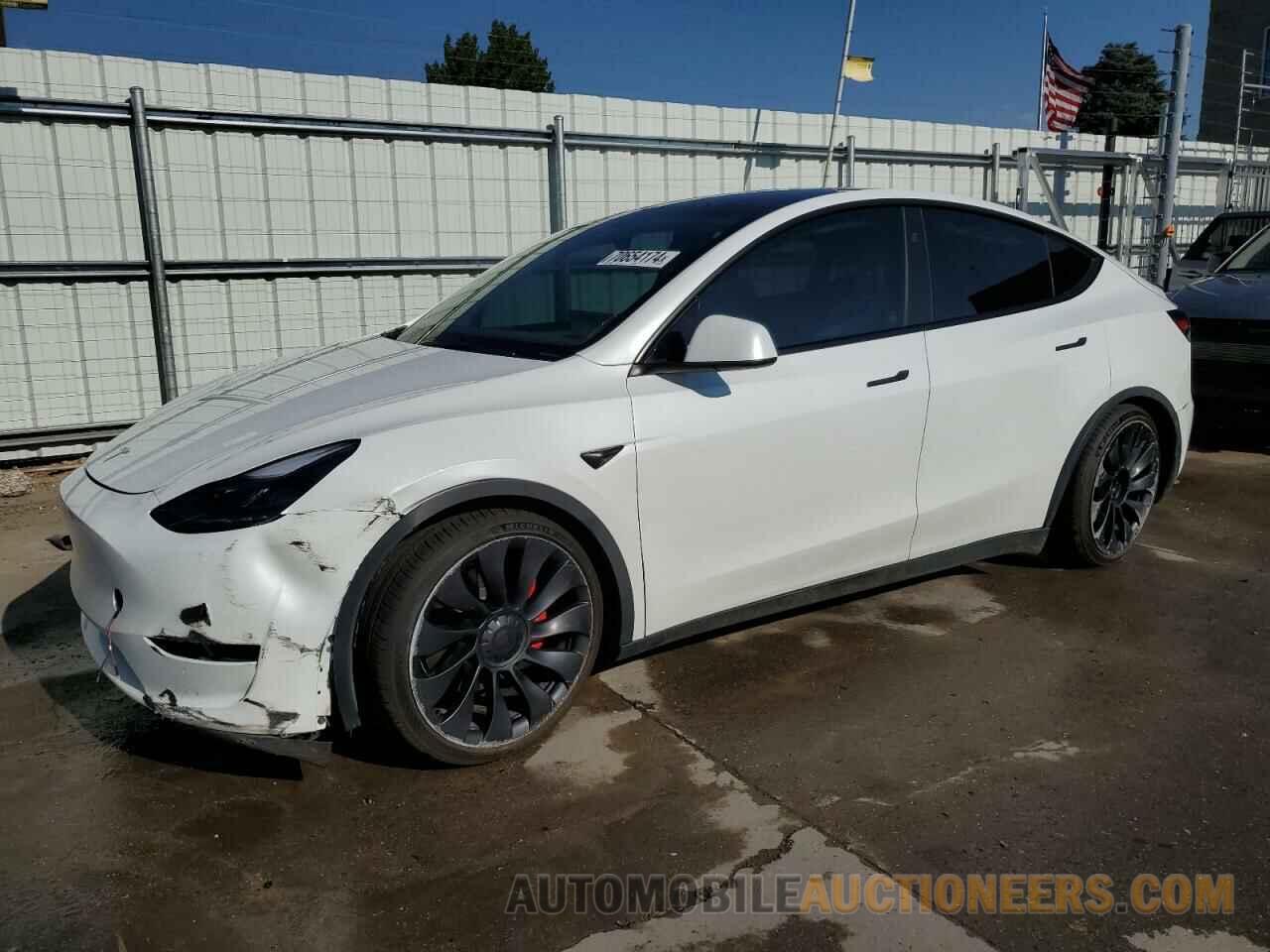 7SAYGDEF9PF812236 TESLA MODEL Y 2023