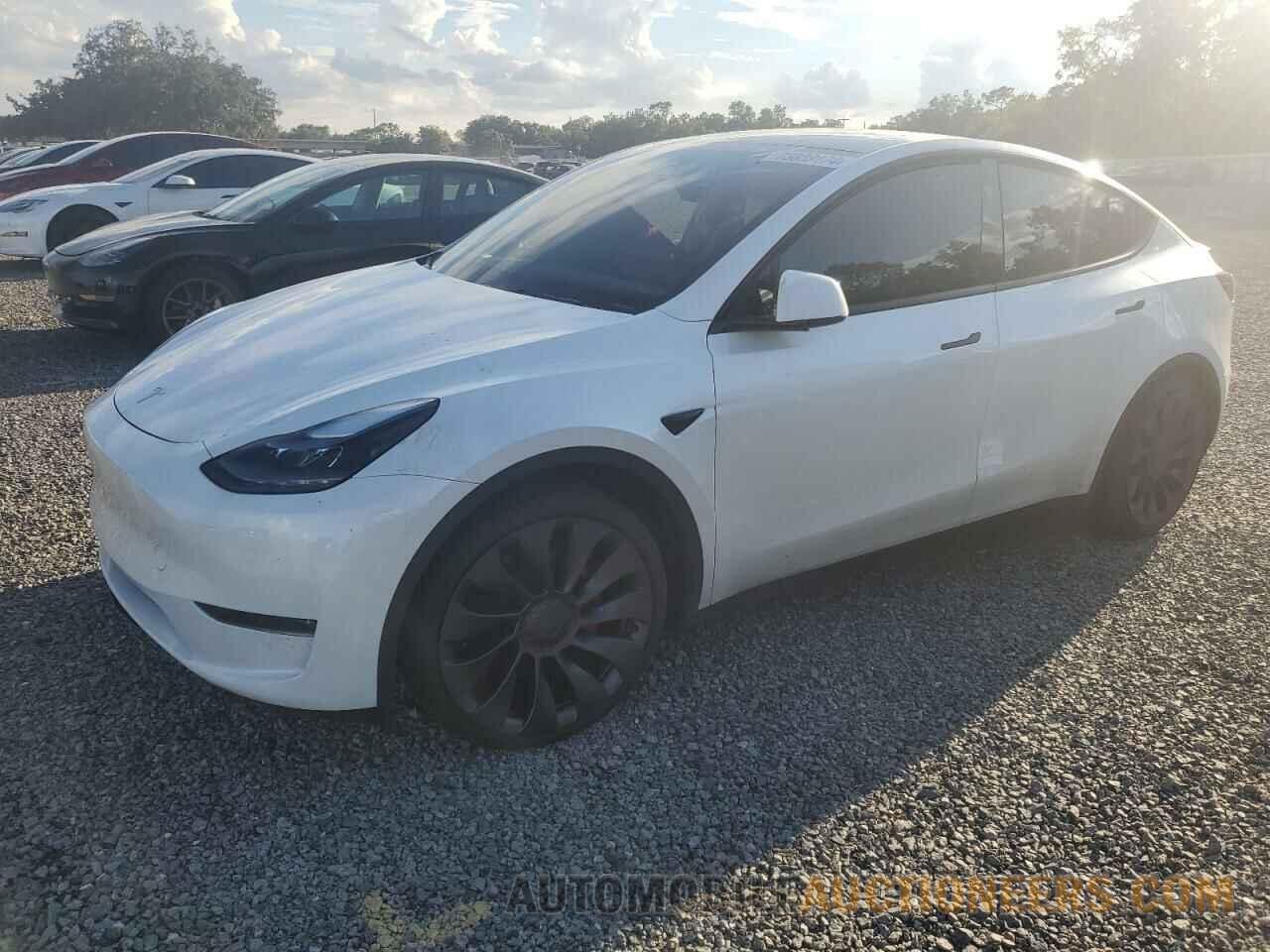 7SAYGDEF9RA278008 TESLA MODEL Y 2024